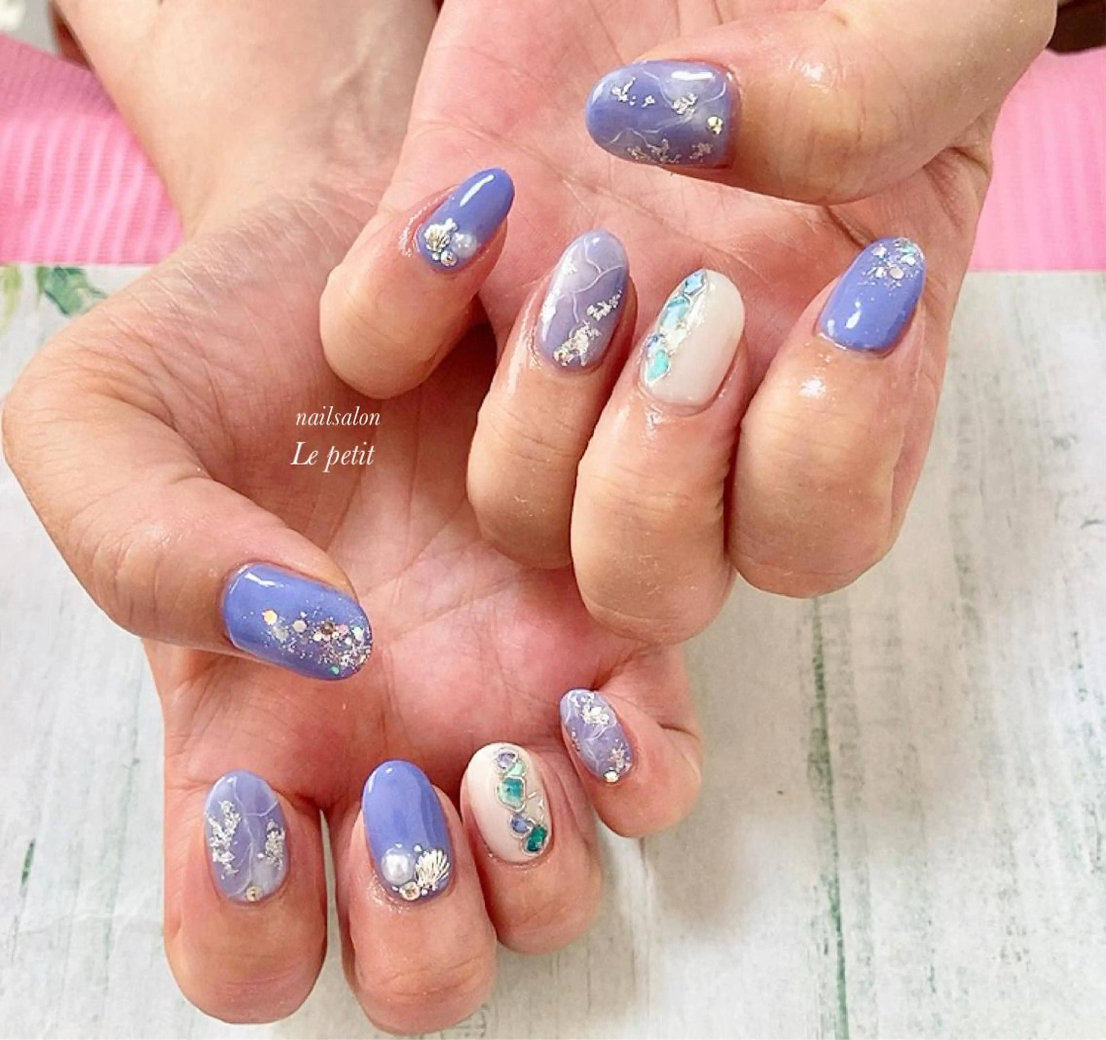 ネイル 石野 広佳のネイルデザイン