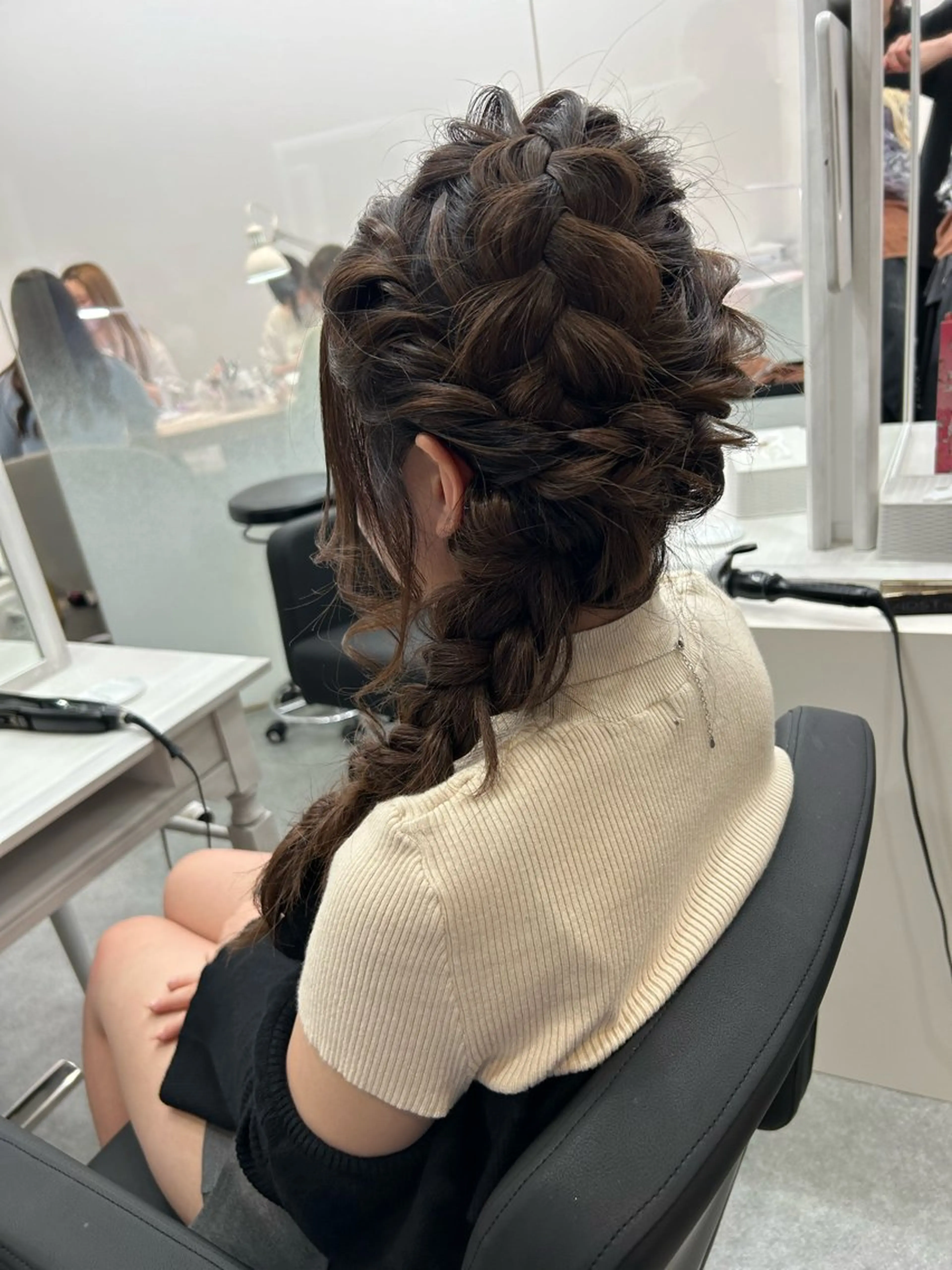 セミロング ヘアアレンジ シールエクステ エクステ ハイライト レイヤーカット alpha. カラーエクステ下妻のヘアスタイル