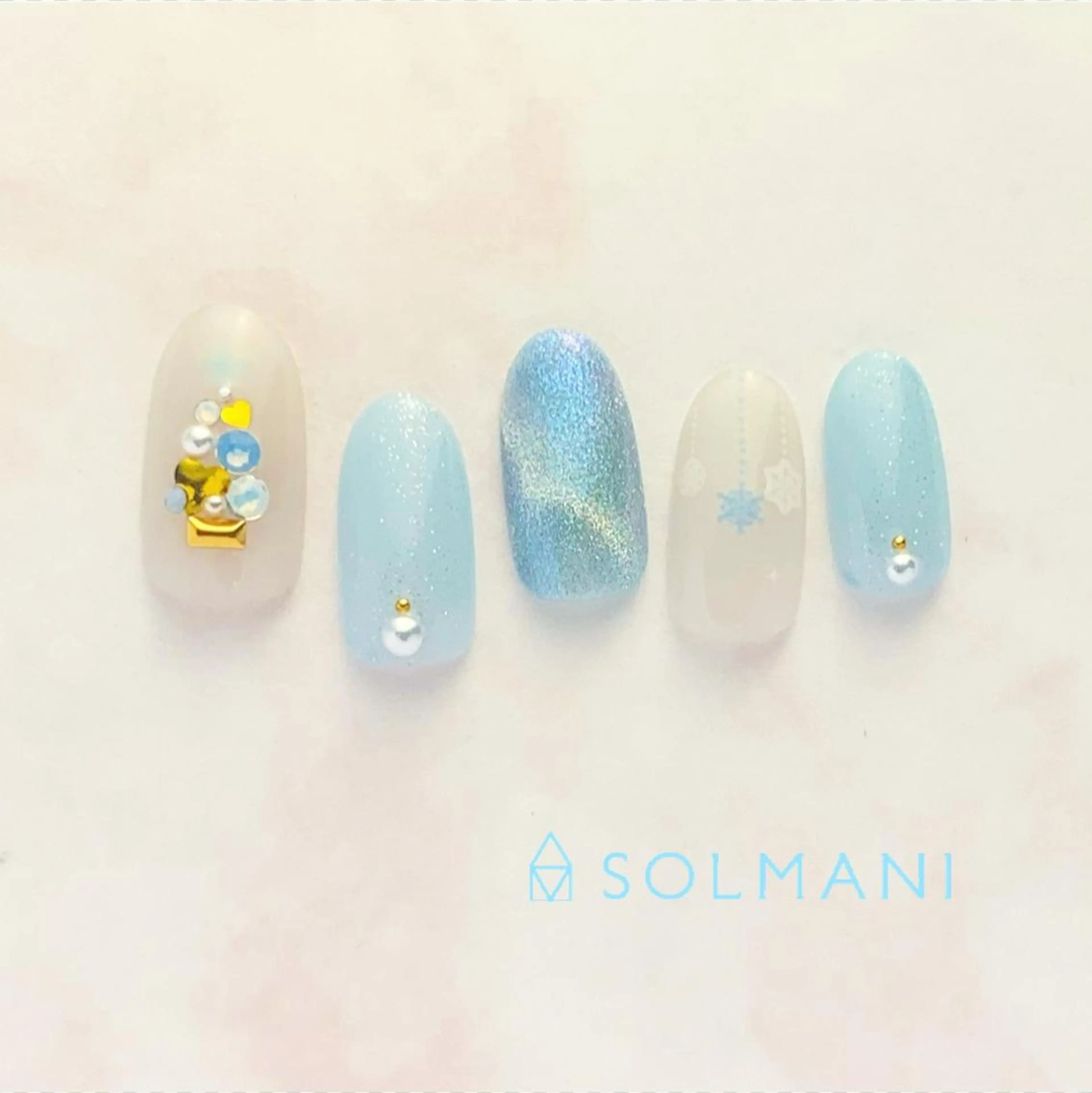 ネイル 冬ネイル クリスマス SOLMANI 予約担当のネイルデザイン