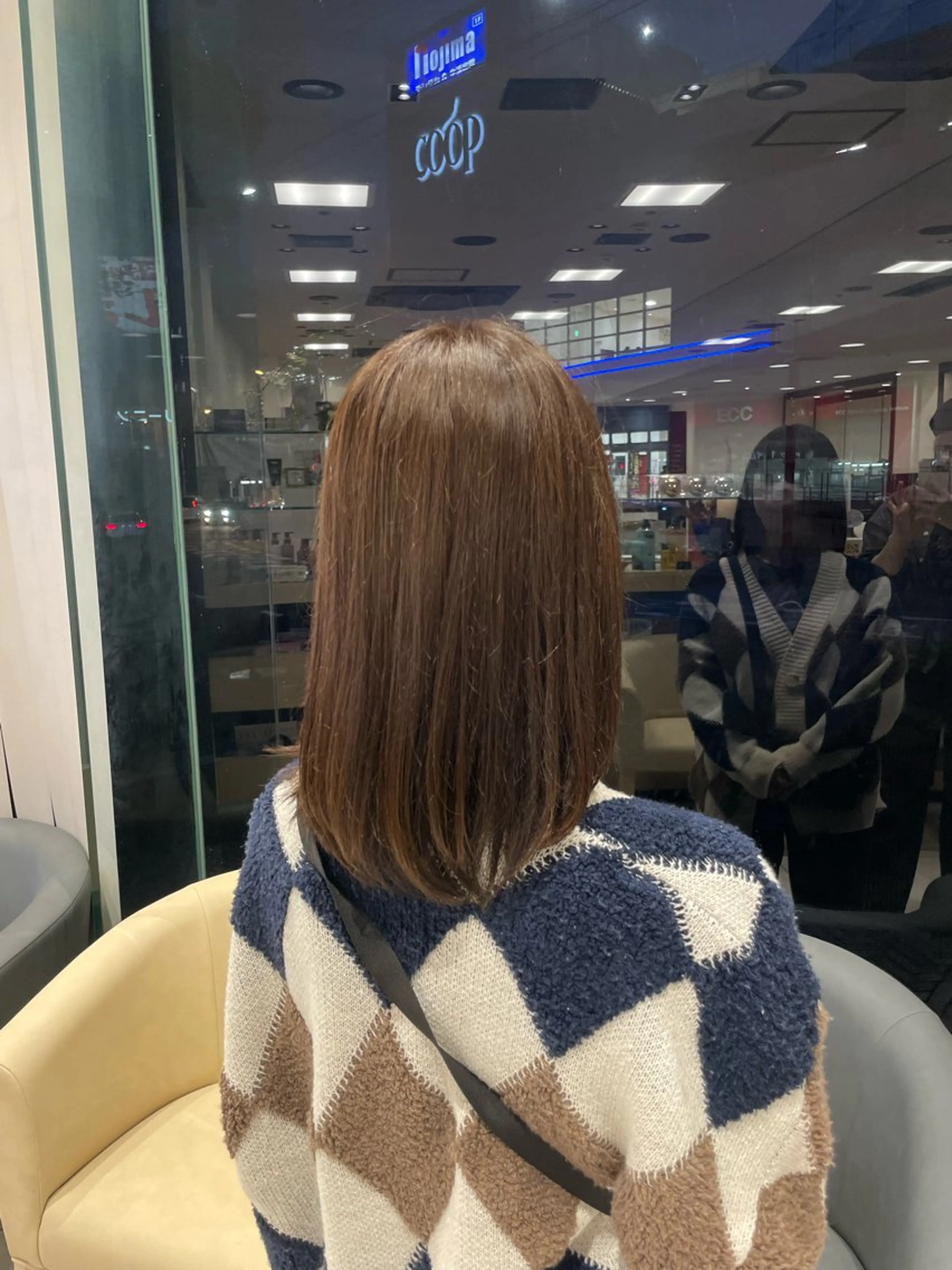 セミロング カラー アッシュ ベージュカラー カット ヘアカラー クロスパーマ/うる艶 カラー/Kurumiのヘアスタイル