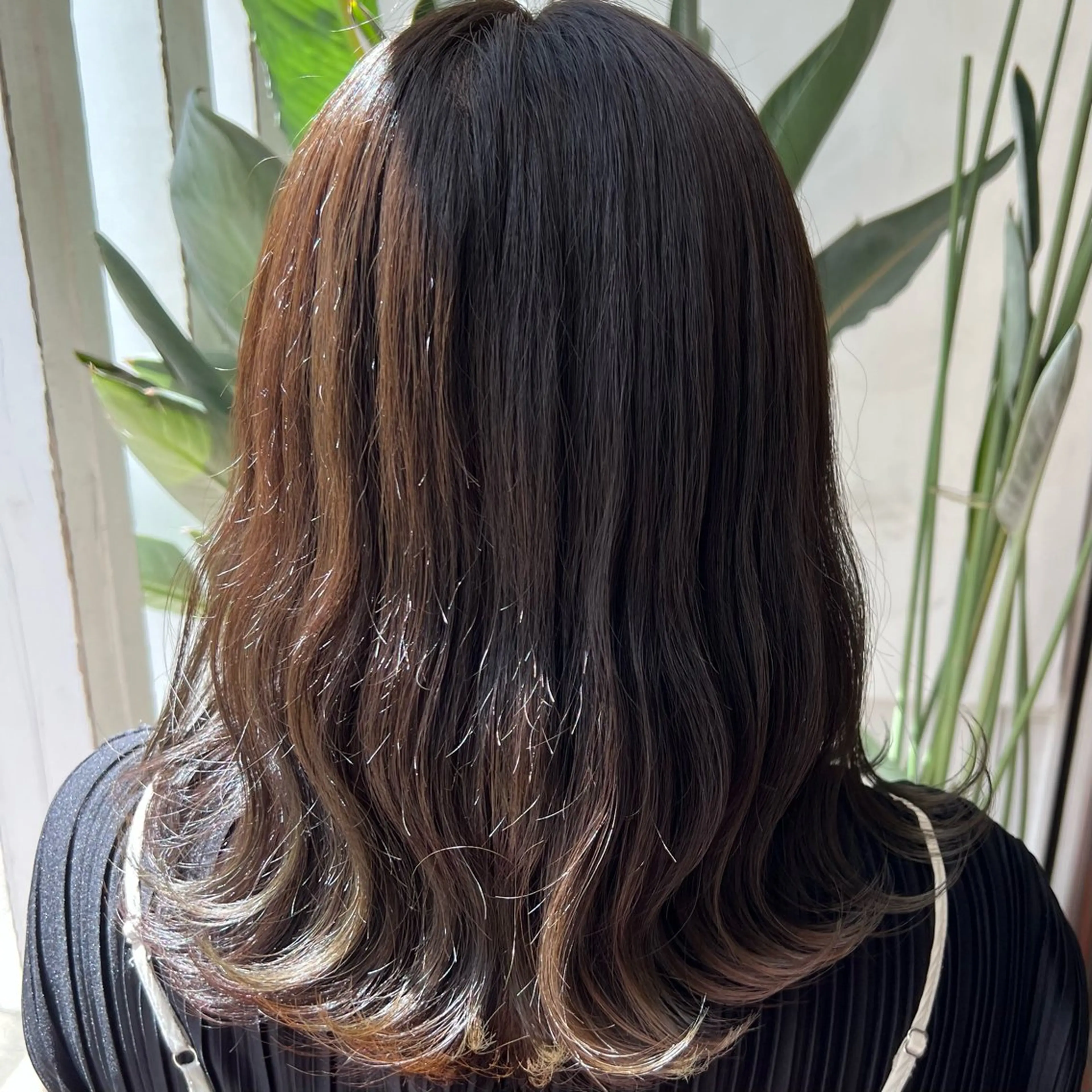 ロング カラー ヘアカラー トリートメント ヘッドスパ ブリーチカラー🦖 岡部木乃夏のヘアスタイル