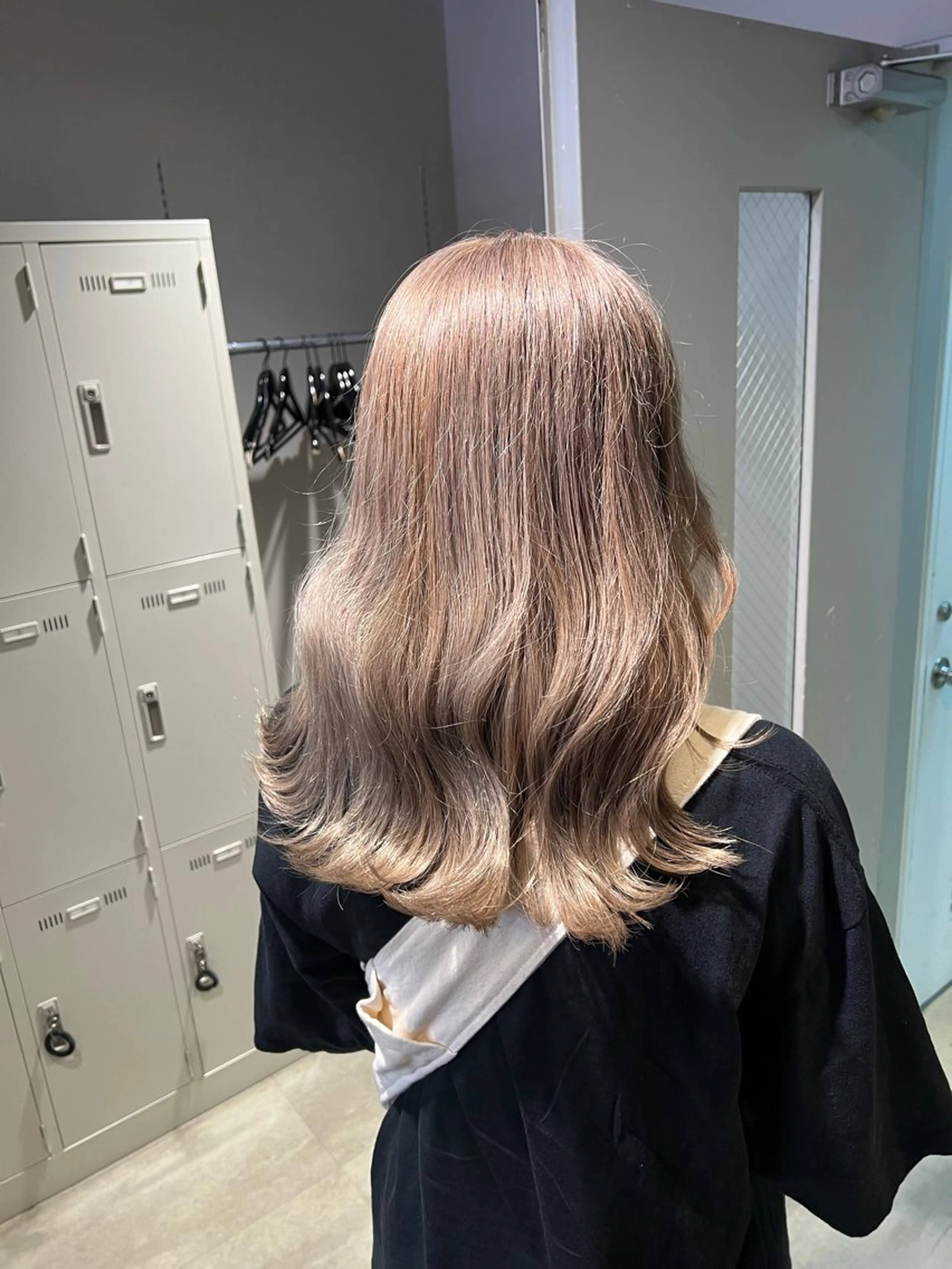 セミロング カラー ヘアカラー 韓国レイヤーカット /REIのヘアスタイル