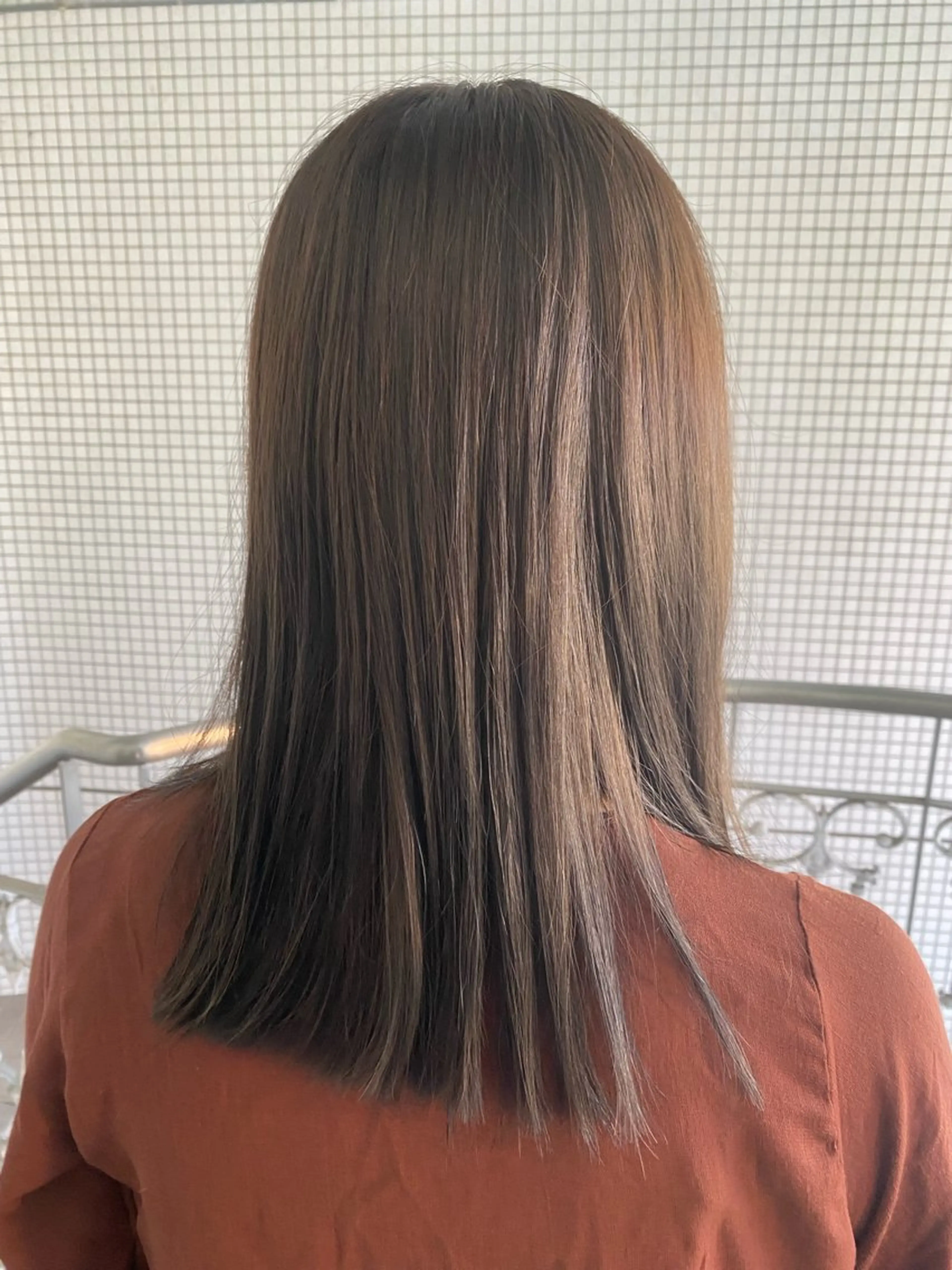 ミディアム ヘアカラー 池田 亮雅のヘアスタイル