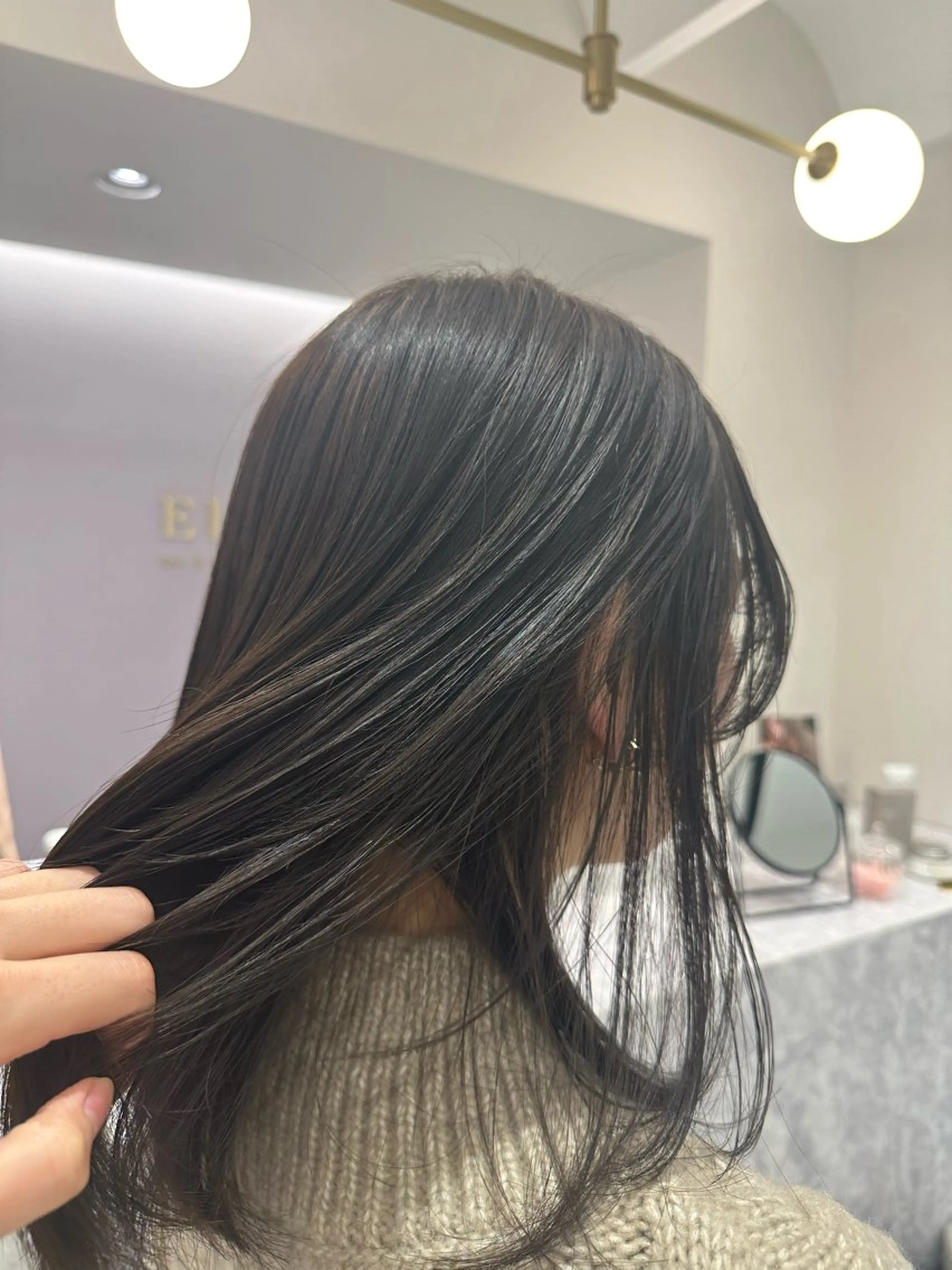 セミロング カラー カット ヘアカラー 縮毛矯正 トリートメント 韓国レイヤー✨ yasuko銀座のヘアスタイル