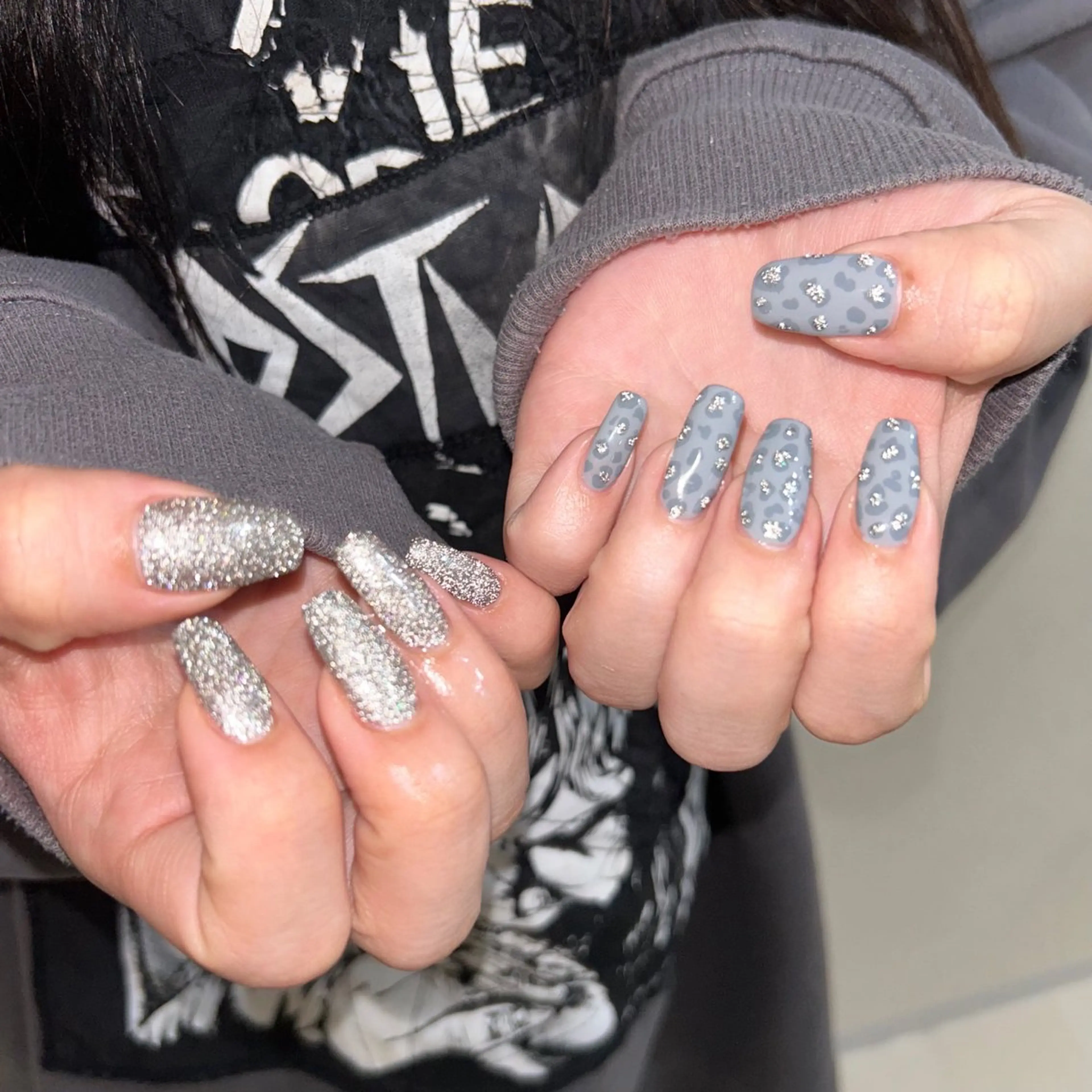 ネイル ブルー フットネイル ジェルネイル キラキラネイル 韓国ネイル RooM -produce by maynail-所属・RooM -mizuki-のネイルデザイン