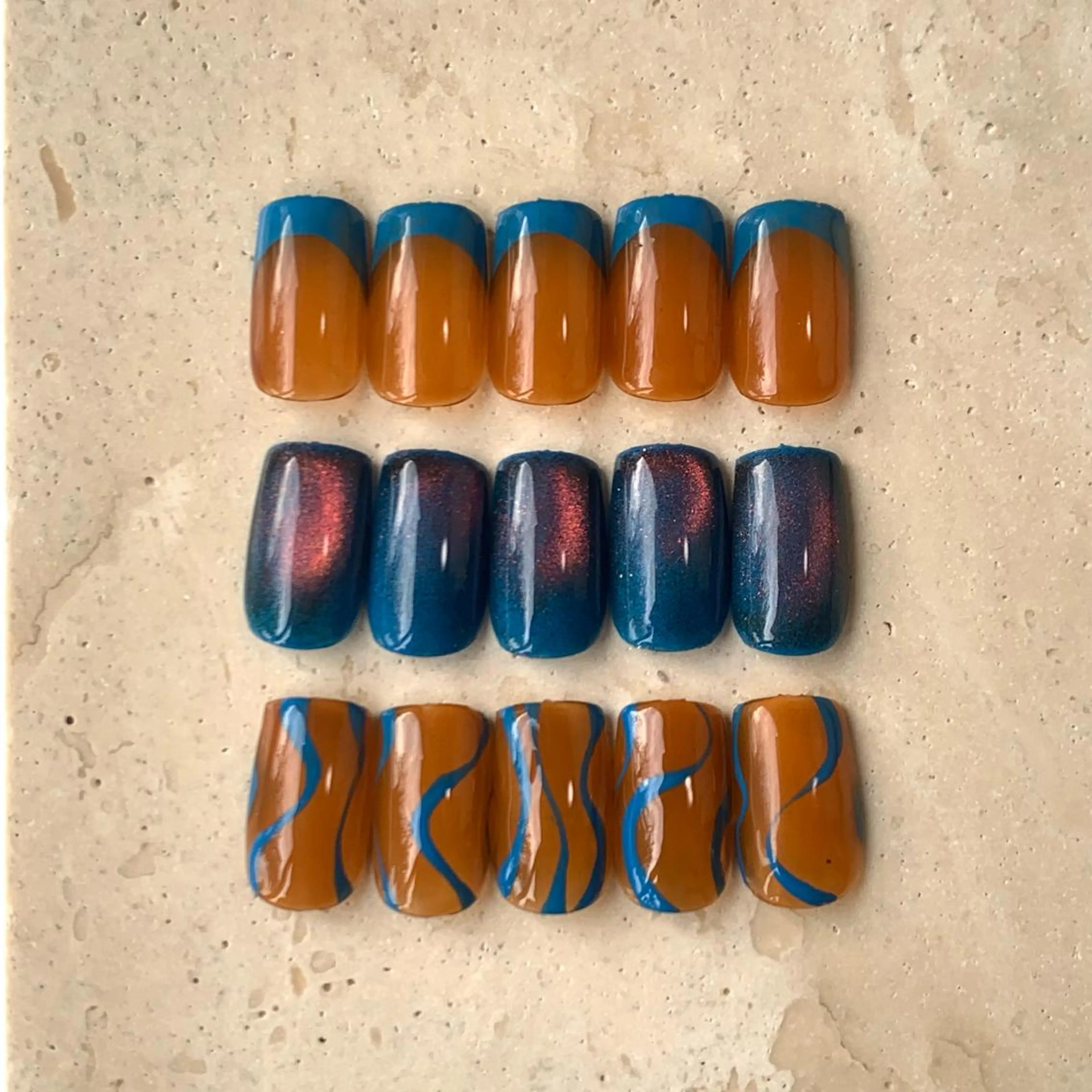 ネイル ブルー オレンジ T Kのネイルデザイン