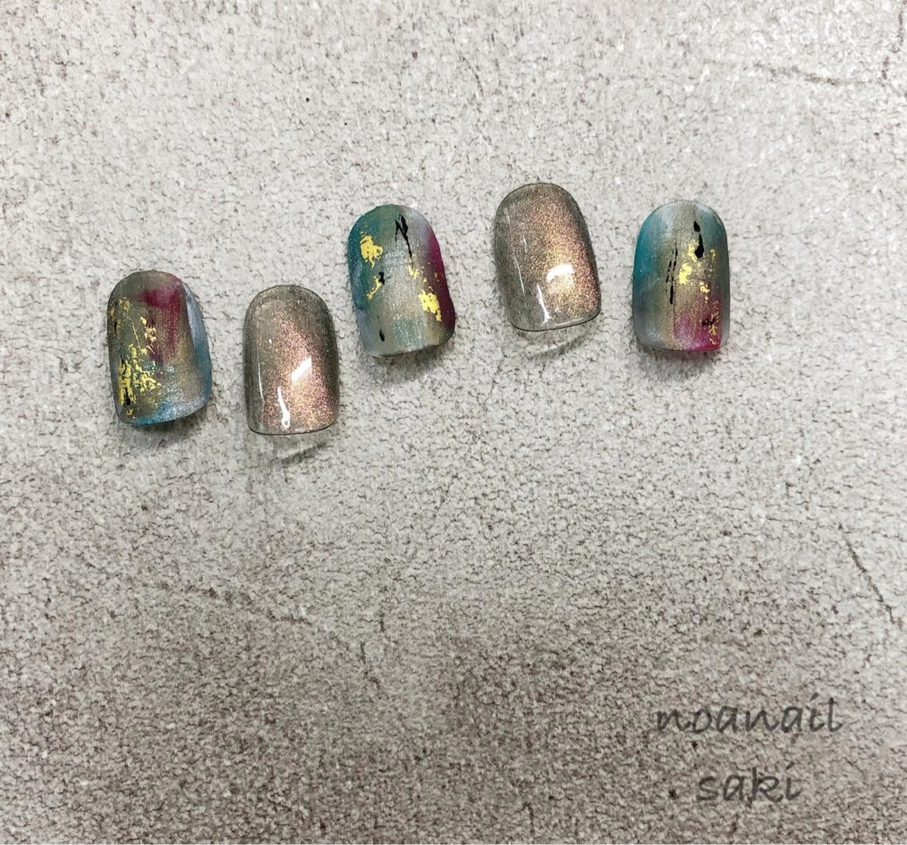 ネイル アートネイル ジェルネイル マグネットネイル ミラーネイル ニュアンスネイル nailsalon noa所属・nailist sakiのネイルデザイン