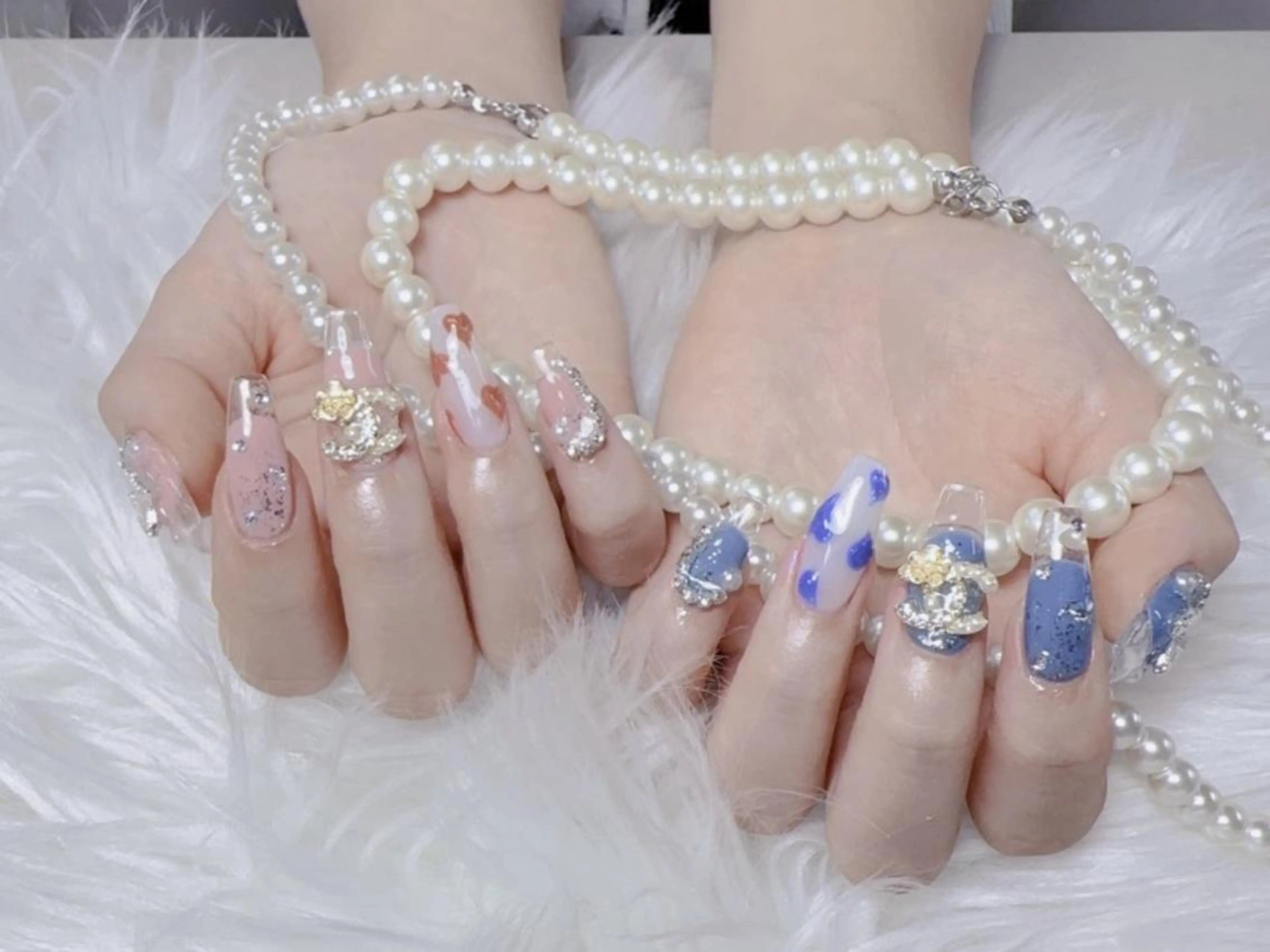 メンズ ネイル アートネイル フレンチネイル ジェルネイル キラキラネイル パラジェル Bloom kabukiのネイルデザイン