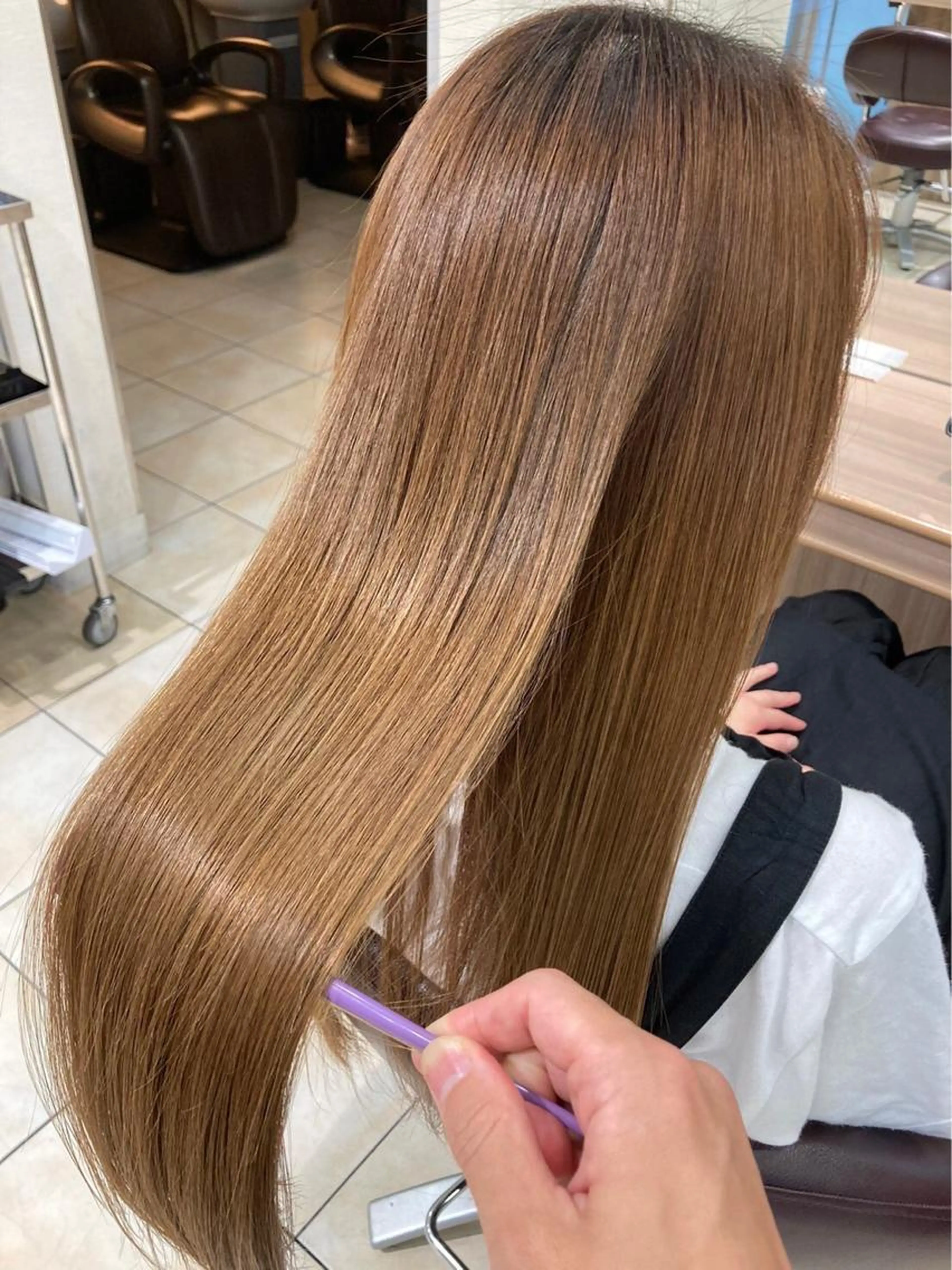 【💖透明感カラーとトリートメントで美髪に💖】イルミナ&アディクシーカラー➕髪質改善トリートメントの写真