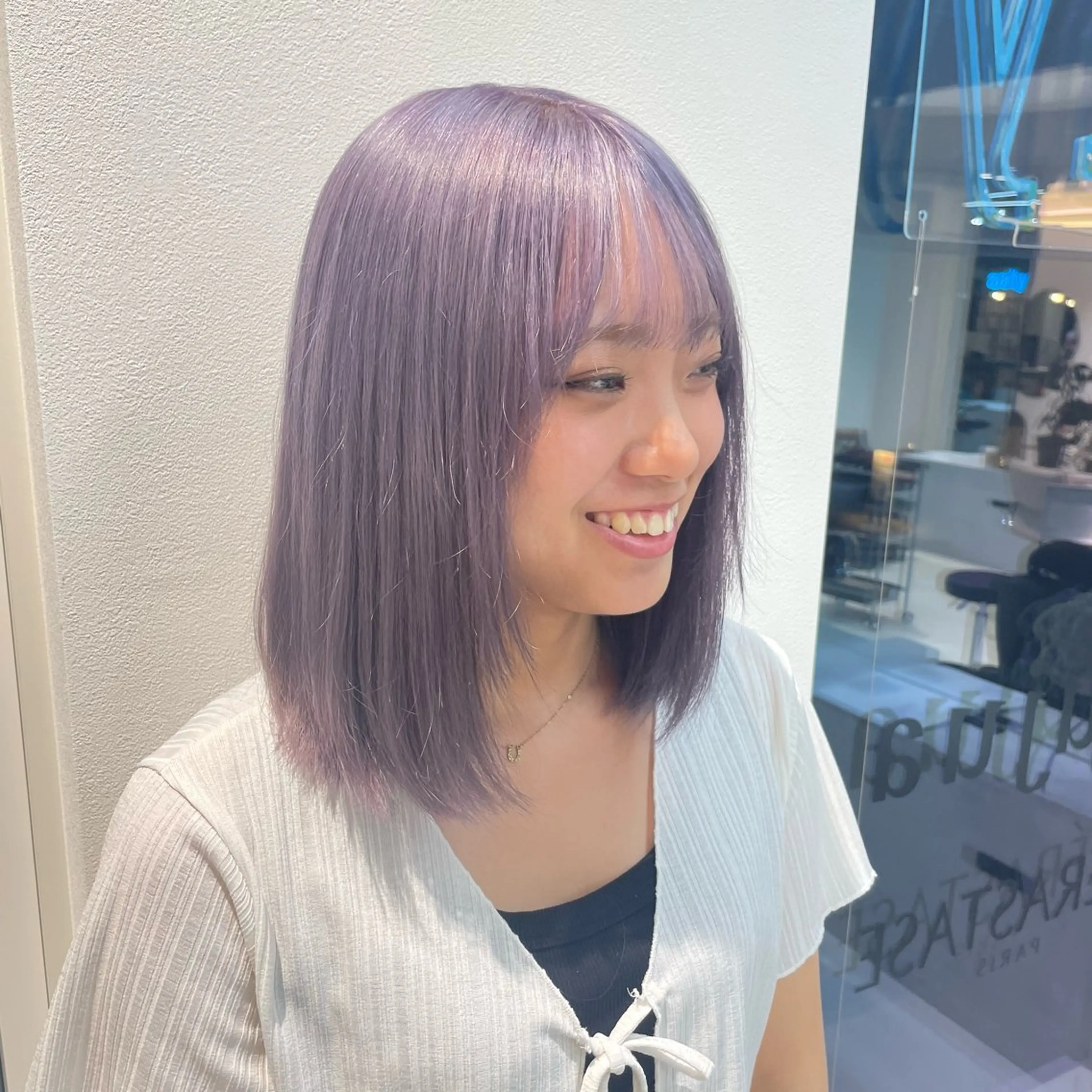 ミディアム カラー ラベンダーカラー ボブ／ブリーチカラー ／ゆづき🌟のヘアスタイル