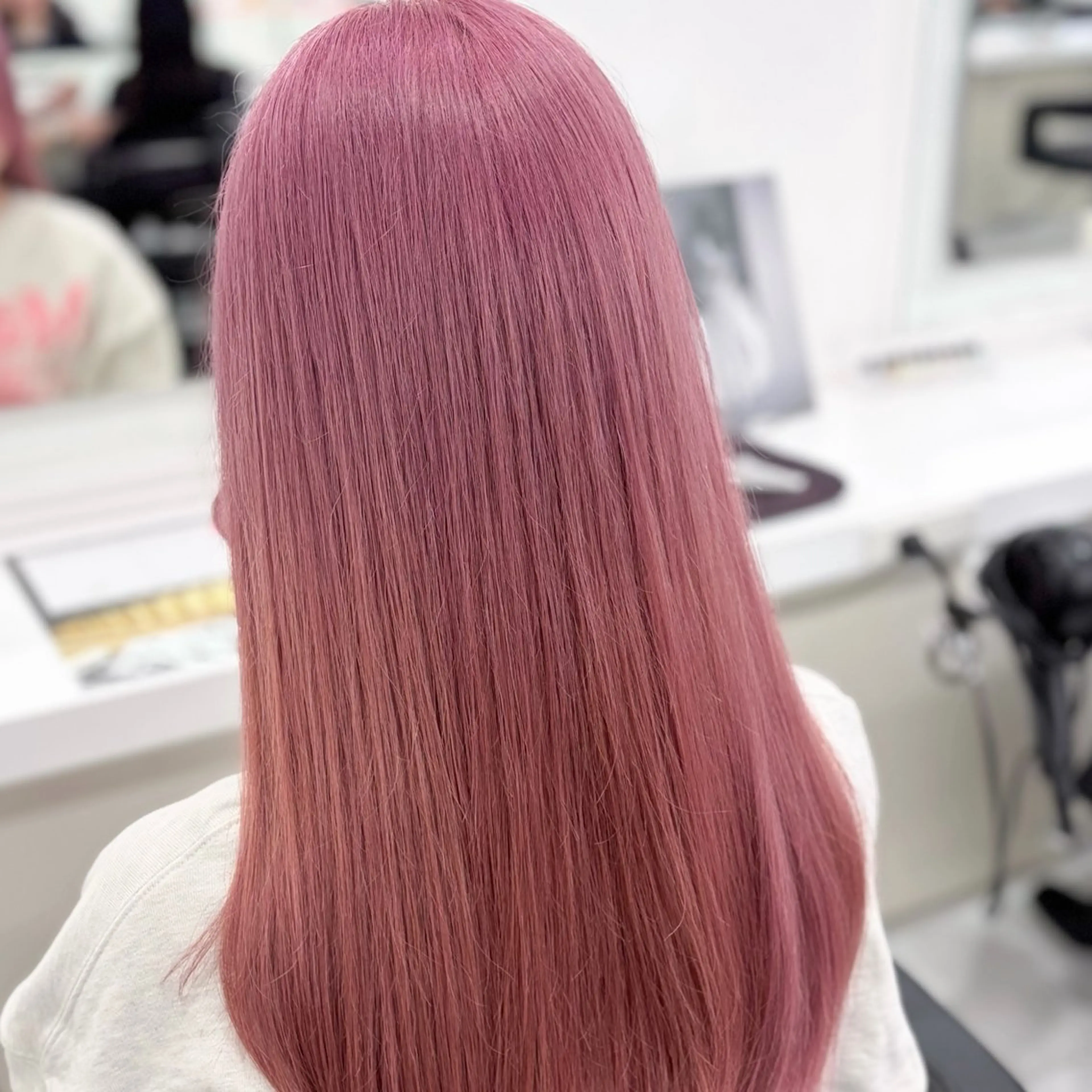 ロング カラー ヘアアレンジ メンズ ヘアカラー トリートメント ヘッドスパ ヘアセット 盛れ韓国ハイトーン 🎀Himari🎀のヘアスタイル