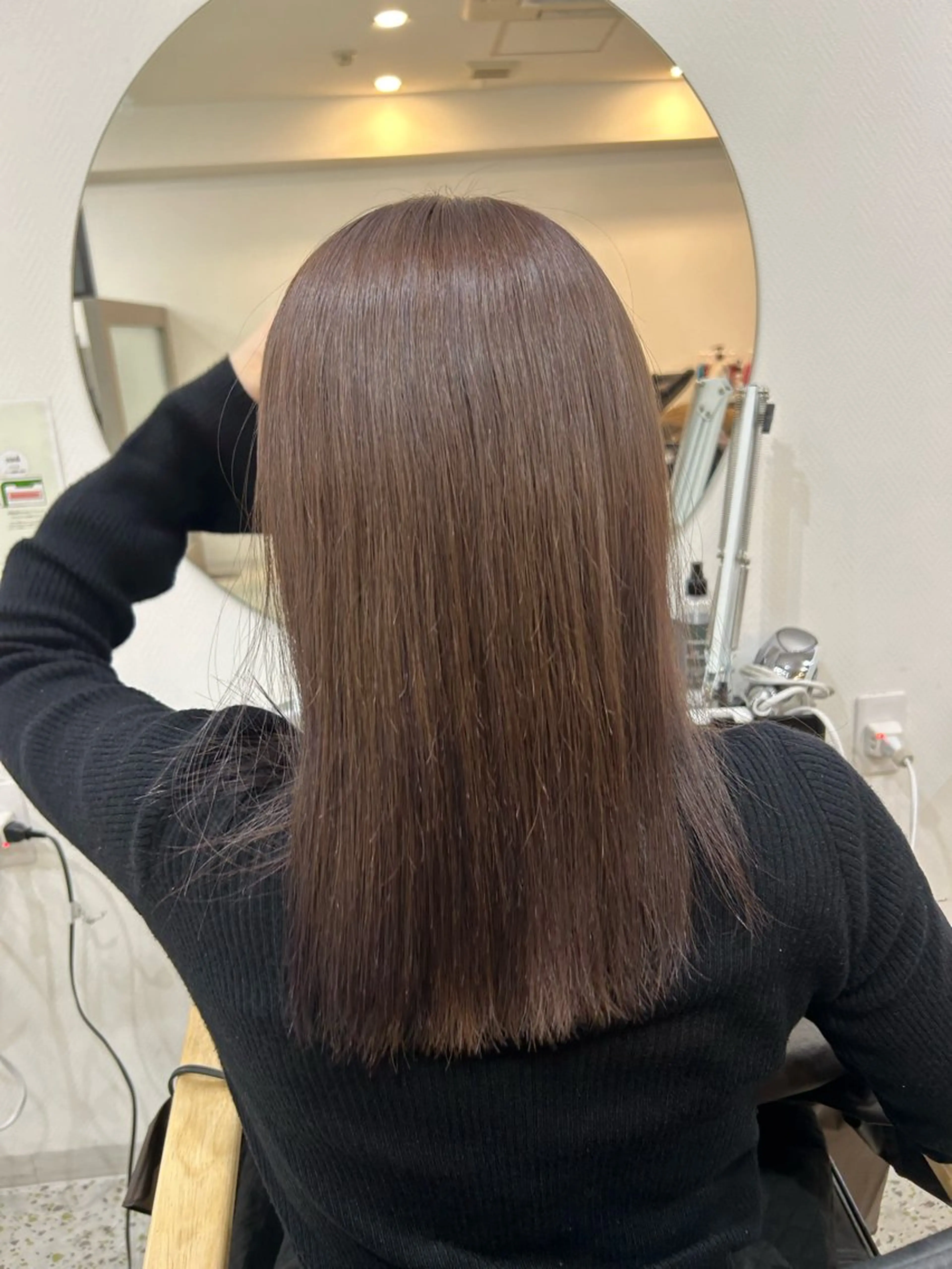 ミディアム Memories所属・透明感カラー 莉々子のヘアスタイル