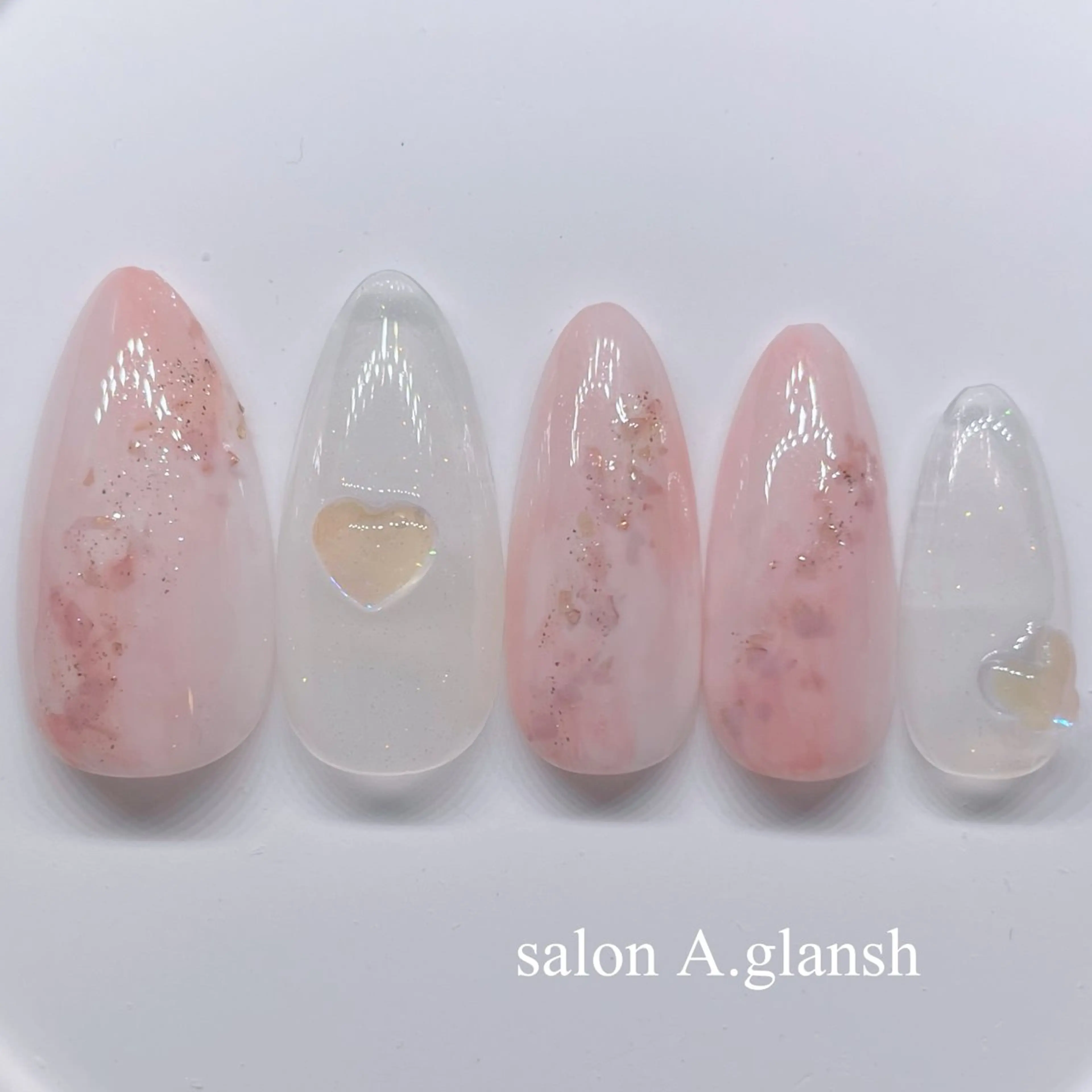ネイル ハンドネイル salon A.glansh所属・肌質改善salon♪ 効果がわかる♪南森町のネイルデザイン