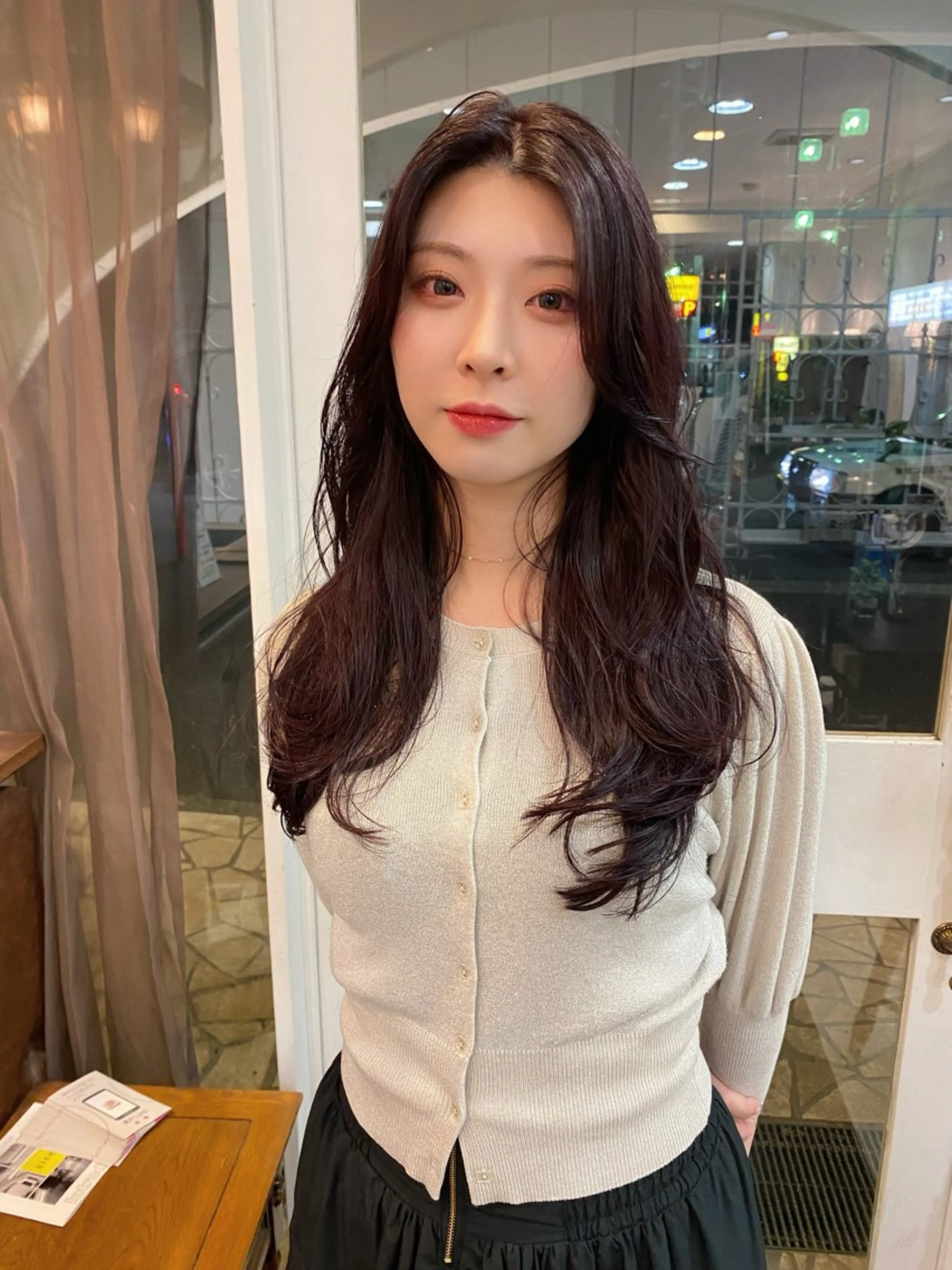 ロング カラー ウルフ/レイヤー /パーマ　ナユタのヘアスタイル