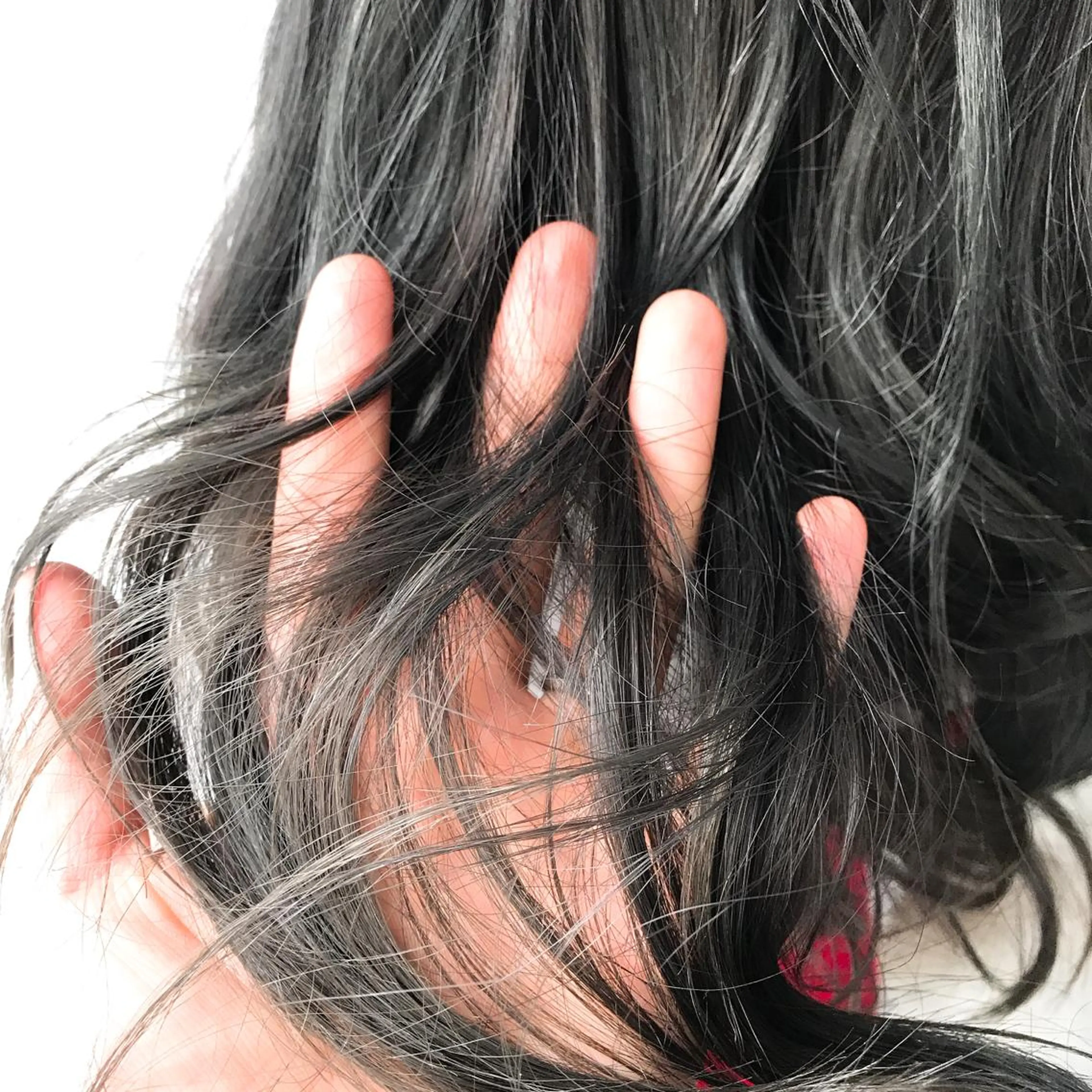 ロング カラー アディクシーカラー ブルーカラー ブルージュ 透明感カラー グレージュ 🌈限定価格🌈 鈴木　瑛輔のヘアスタイル