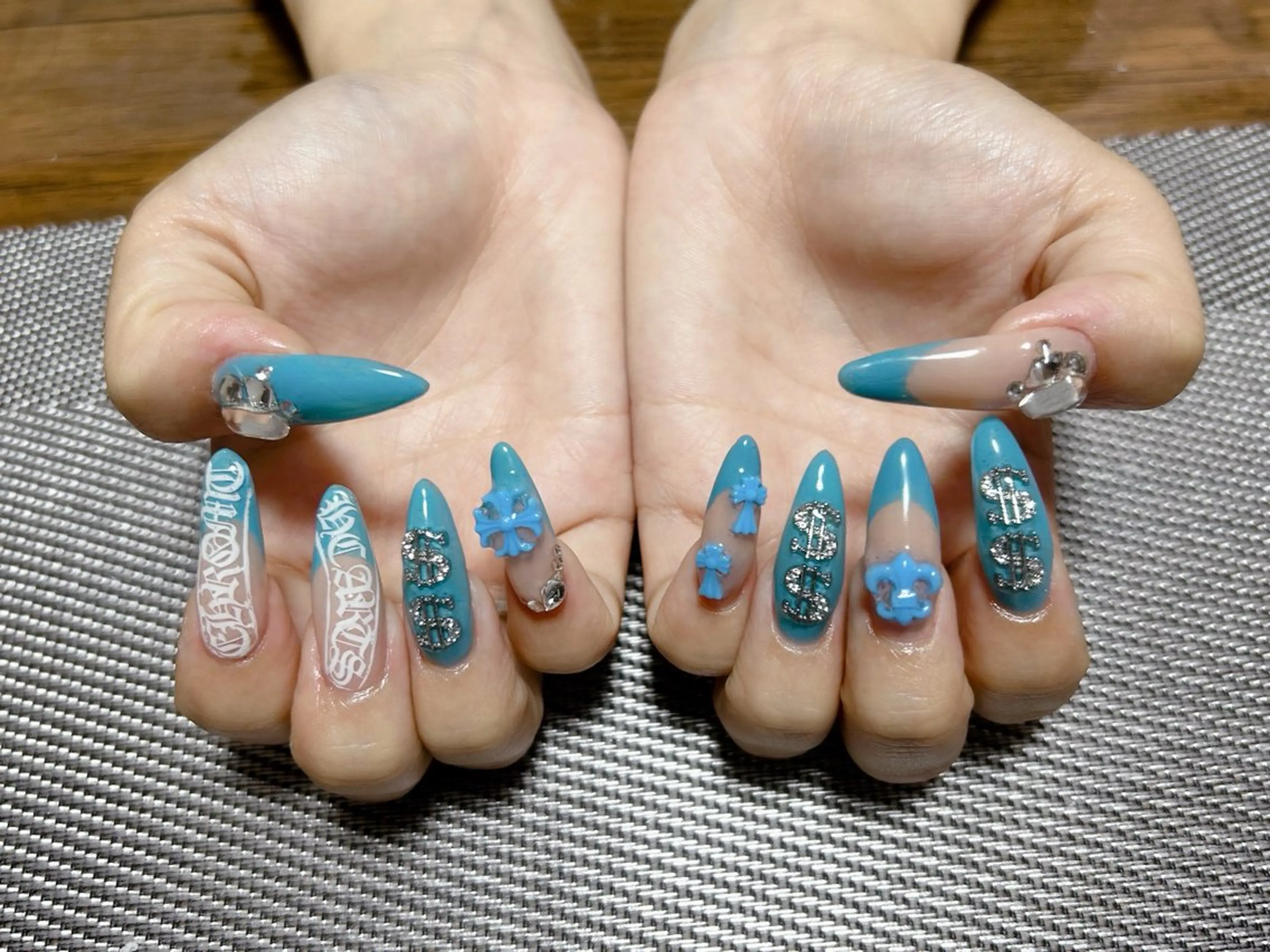 ネイル スカルプネイル ハンドネイル i nailのネイルデザイン