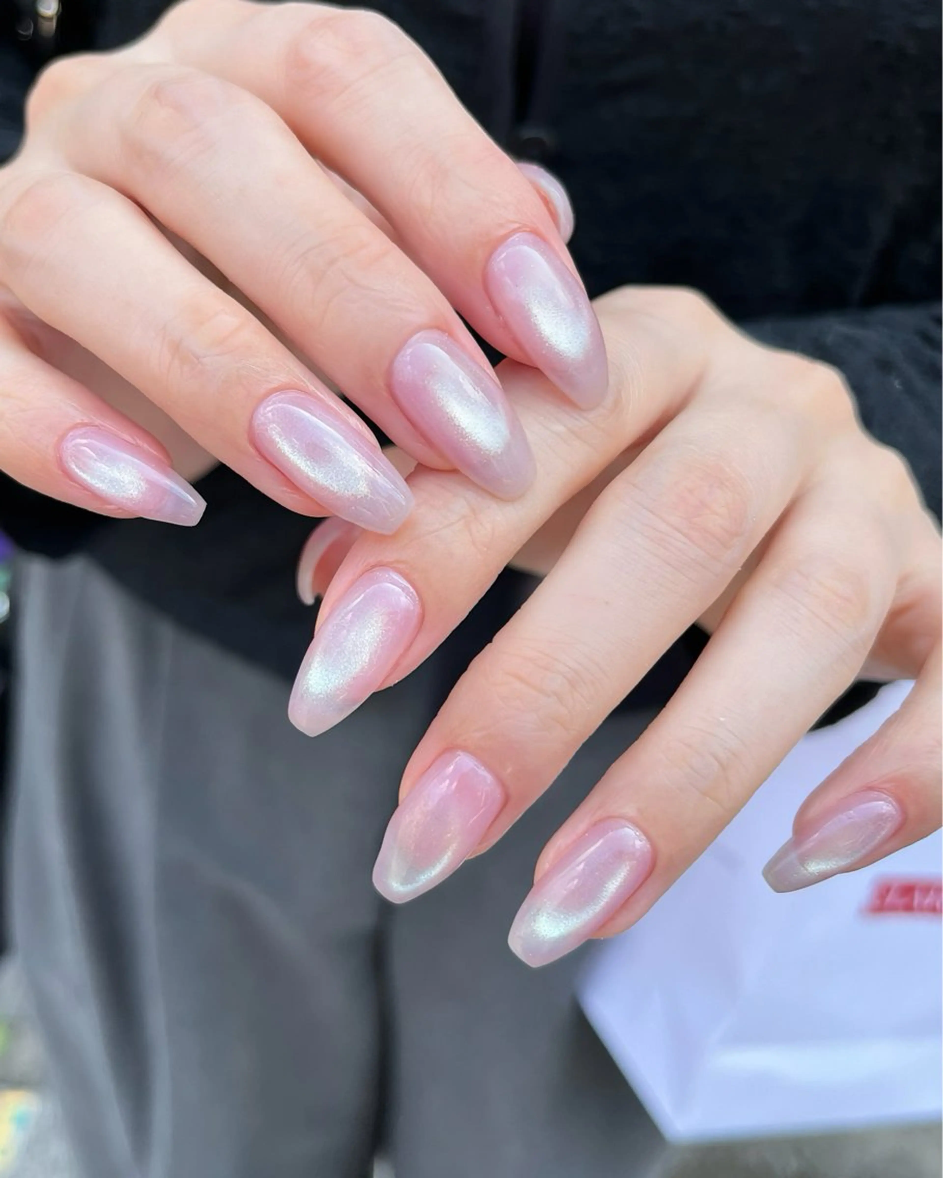 ネイル 氷ネイル・うるうるネイル マグネットネイル ピンク シンプルネイル ハンドネイル ハンドケア 🎀NAIL🎀 AI🪄︎︎◝✩のネイルデザイン