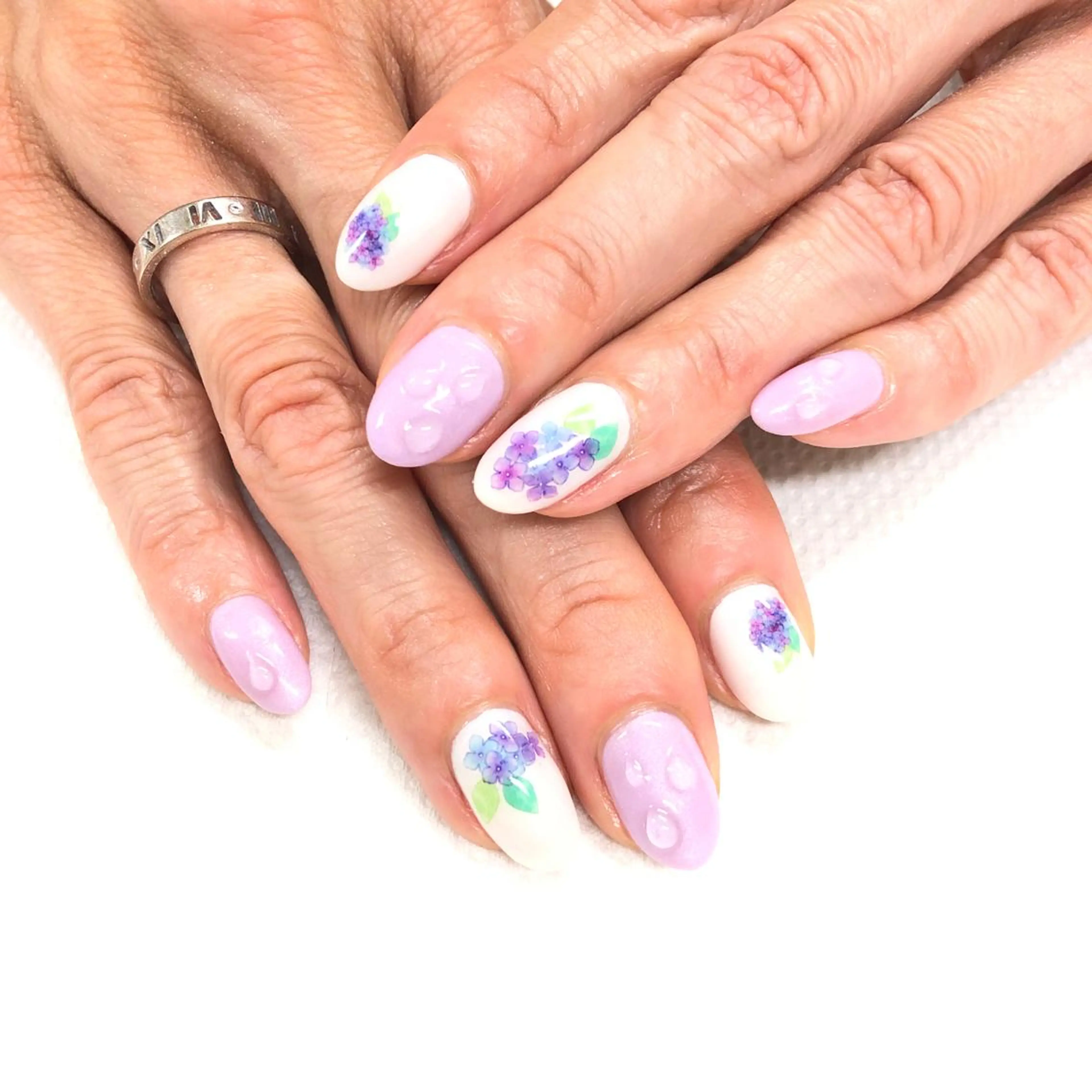 ネイル ユリシスネイル 担当近藤のネイルデザイン