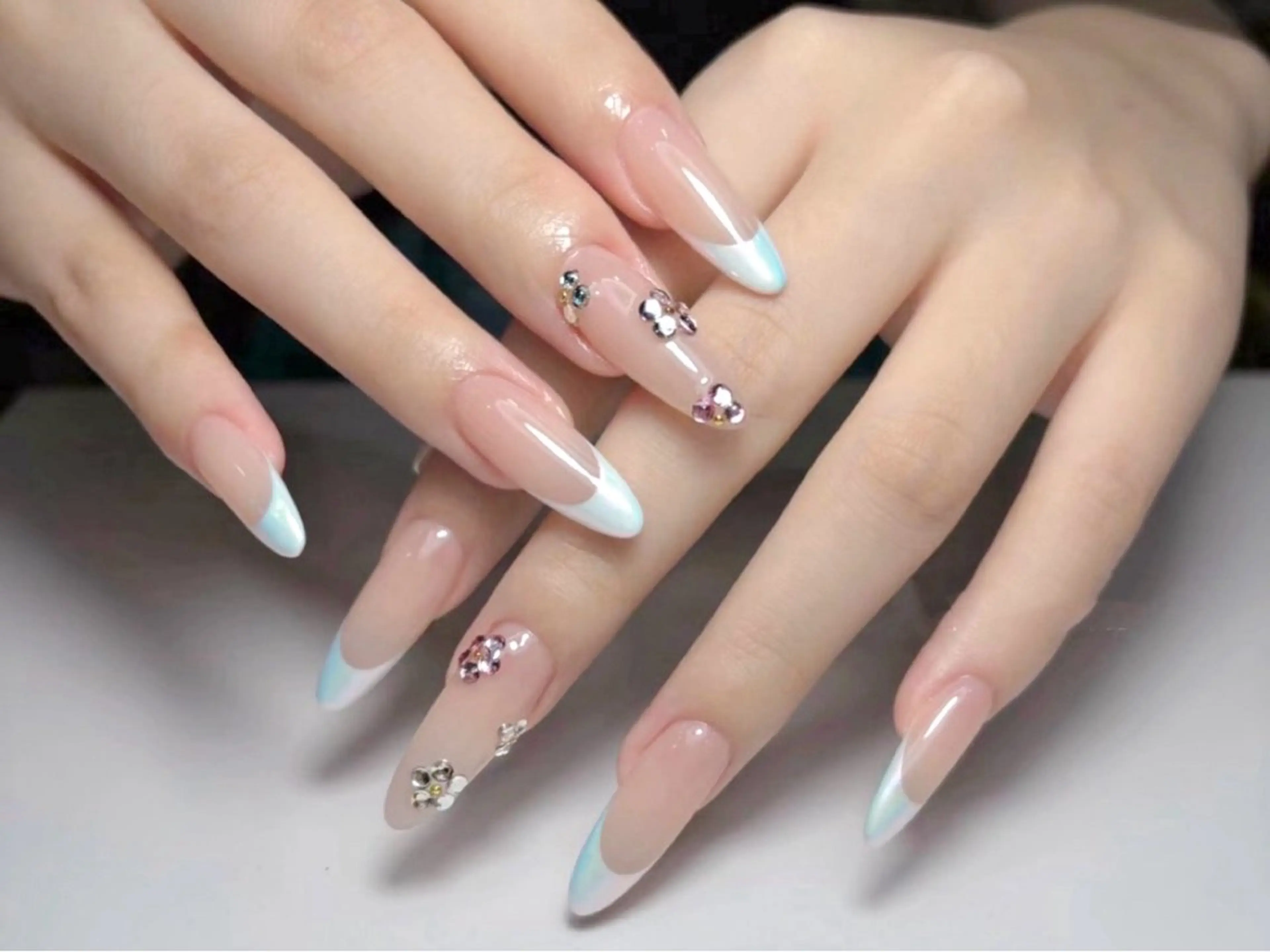 ネイル フットネイル lucky nail 歌舞伎町のネイルデザイン