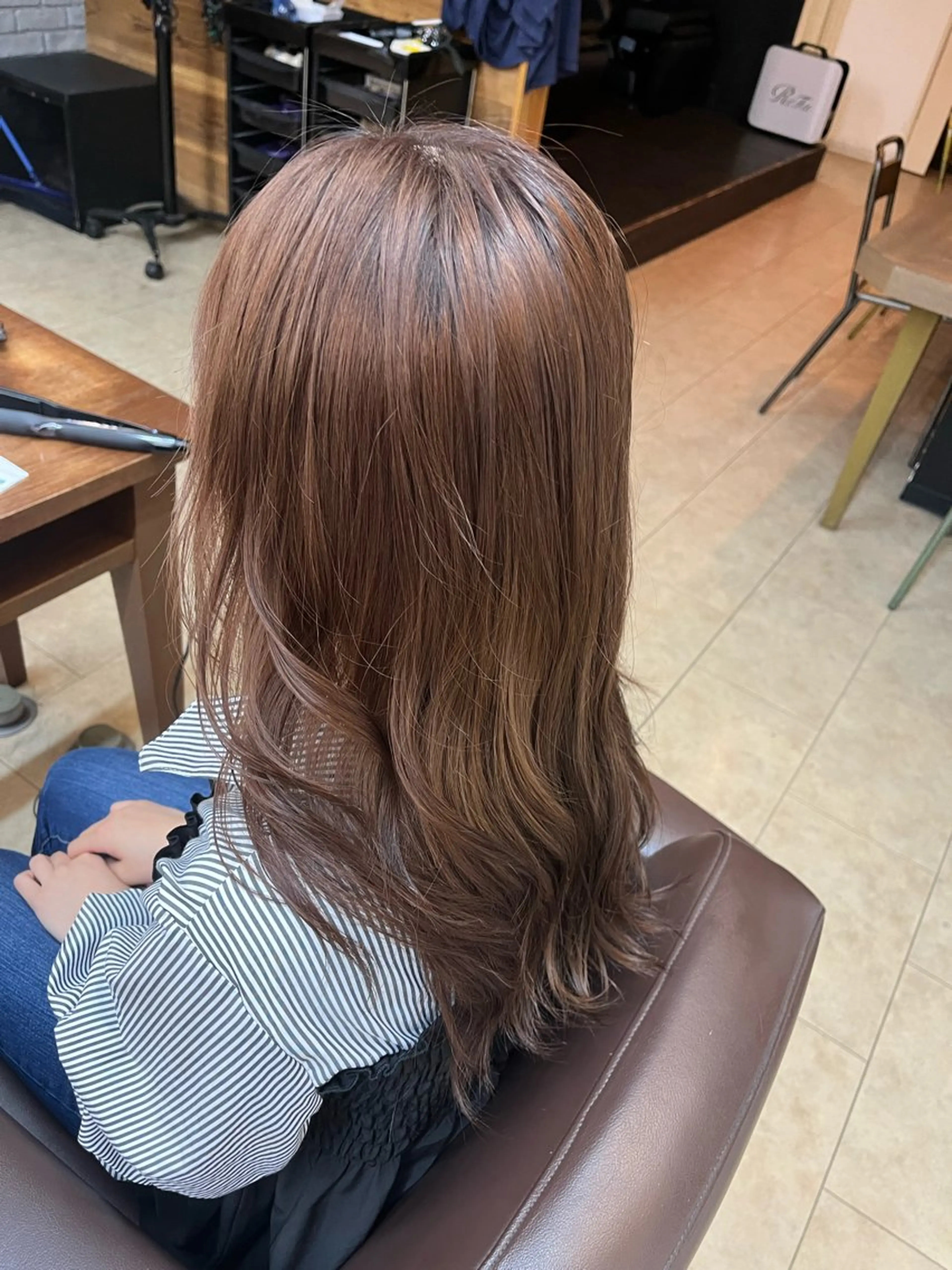 ミディアム カラー ブラウンカラー ハイトーンカラー ヘアカラー 上西 花奏の眉毛・アイブロウイメージ