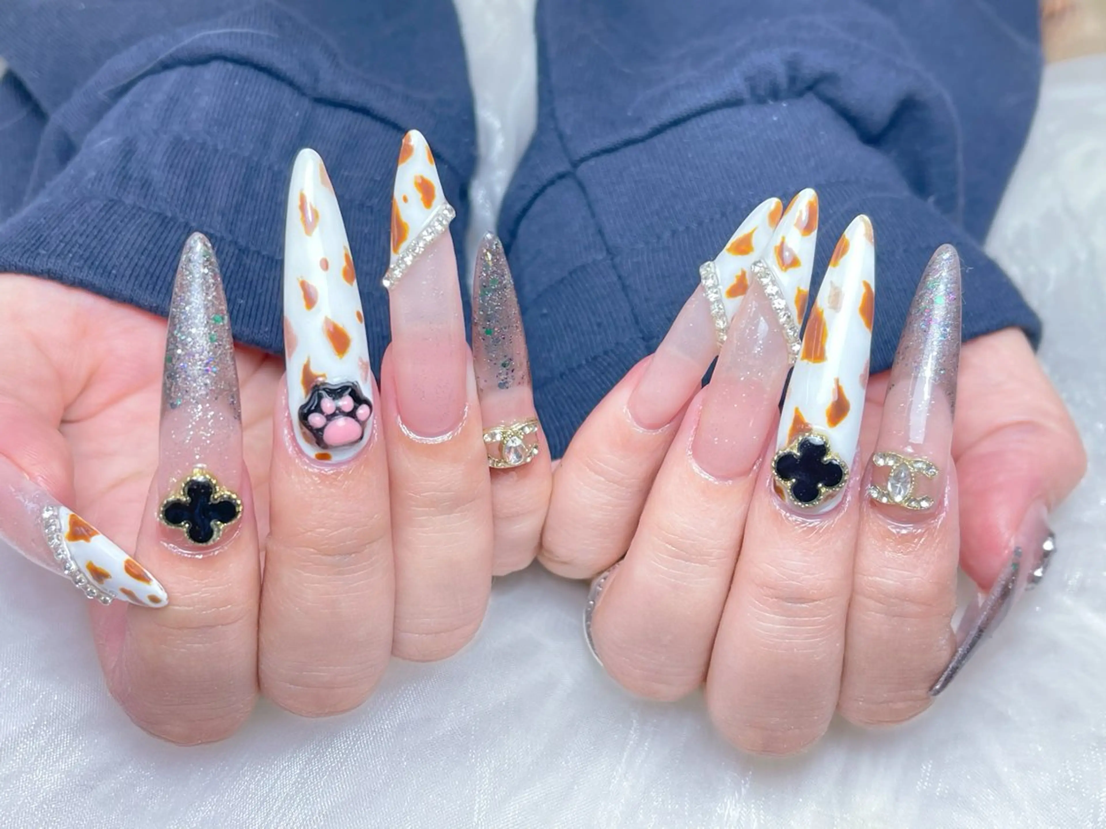 メンズ ネイル メンズ韓国風 アートネイル フレンチネイル ジェルネイル キラキラネイル Bloom スカルプ専門店のネイルデザイン