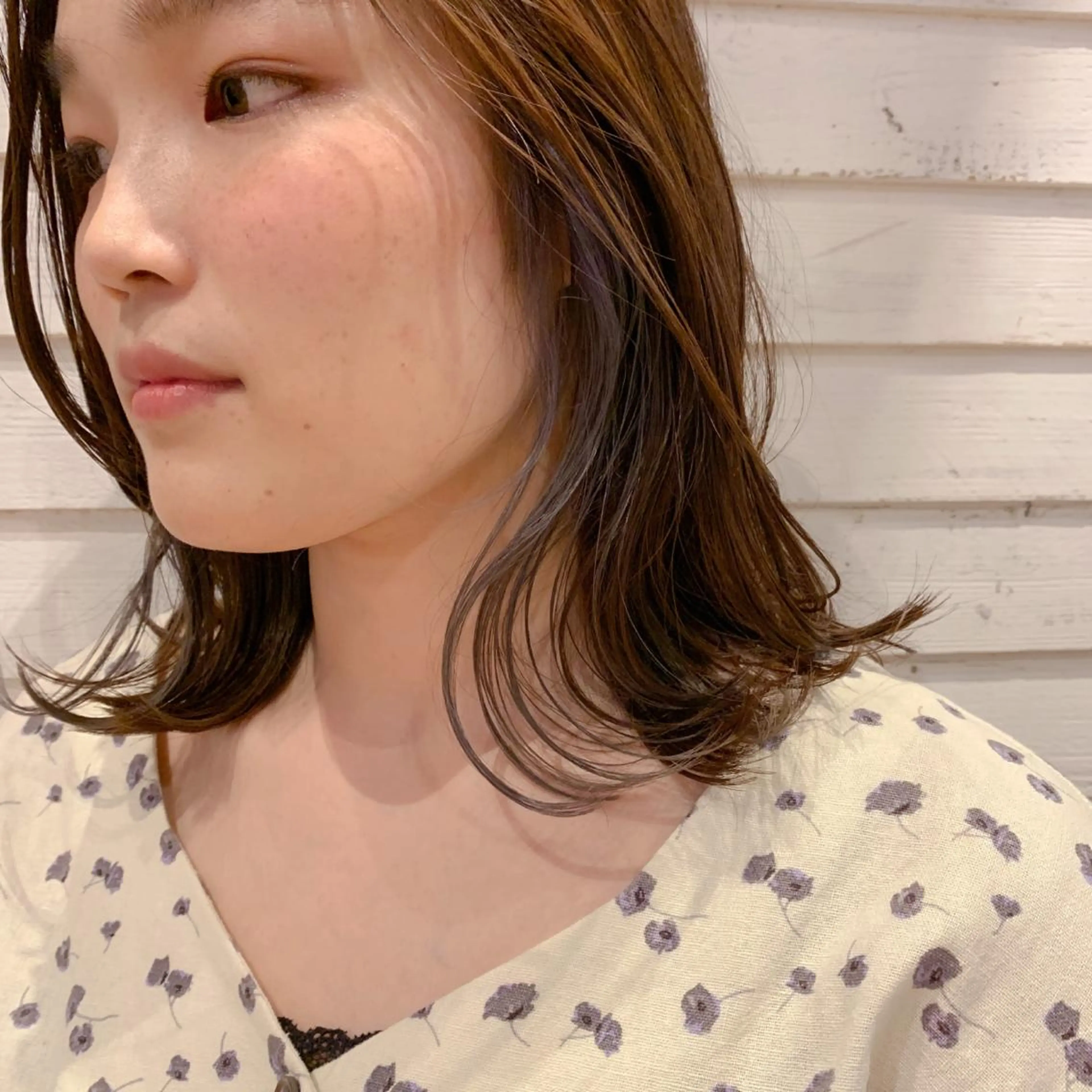 ミディアム カラー インナーカラー カット ヘアカラー トリートメント 🌱小顔ヘア/ボブ ミディアム/双葉🌱のヘアスタイル