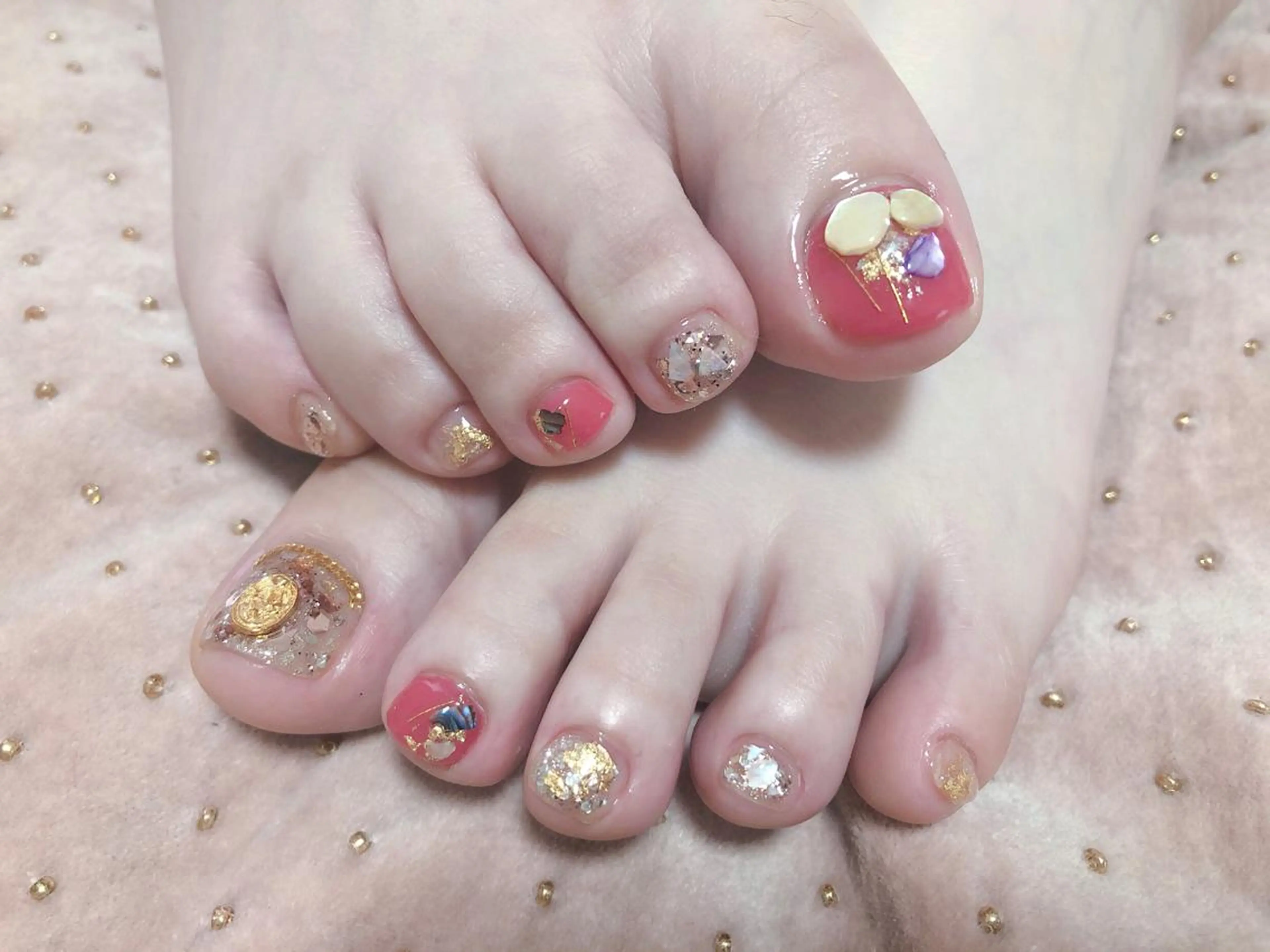 ネイル フットネイル nailist hitomiのマツエク・マツパデザイン