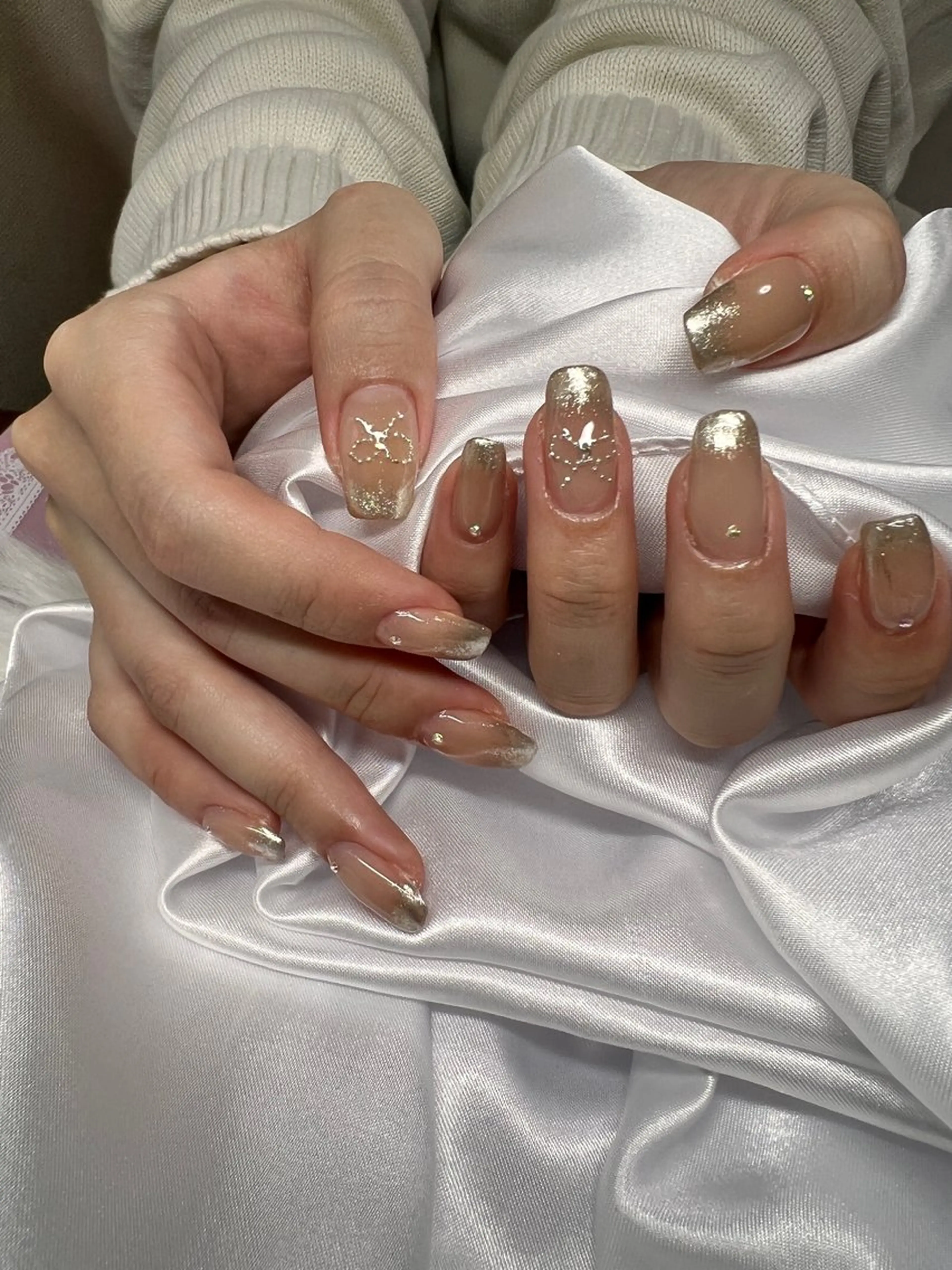 ネイル ミラーネイル リボン lupo エステ.ネイルのエステ・リラクイメージ