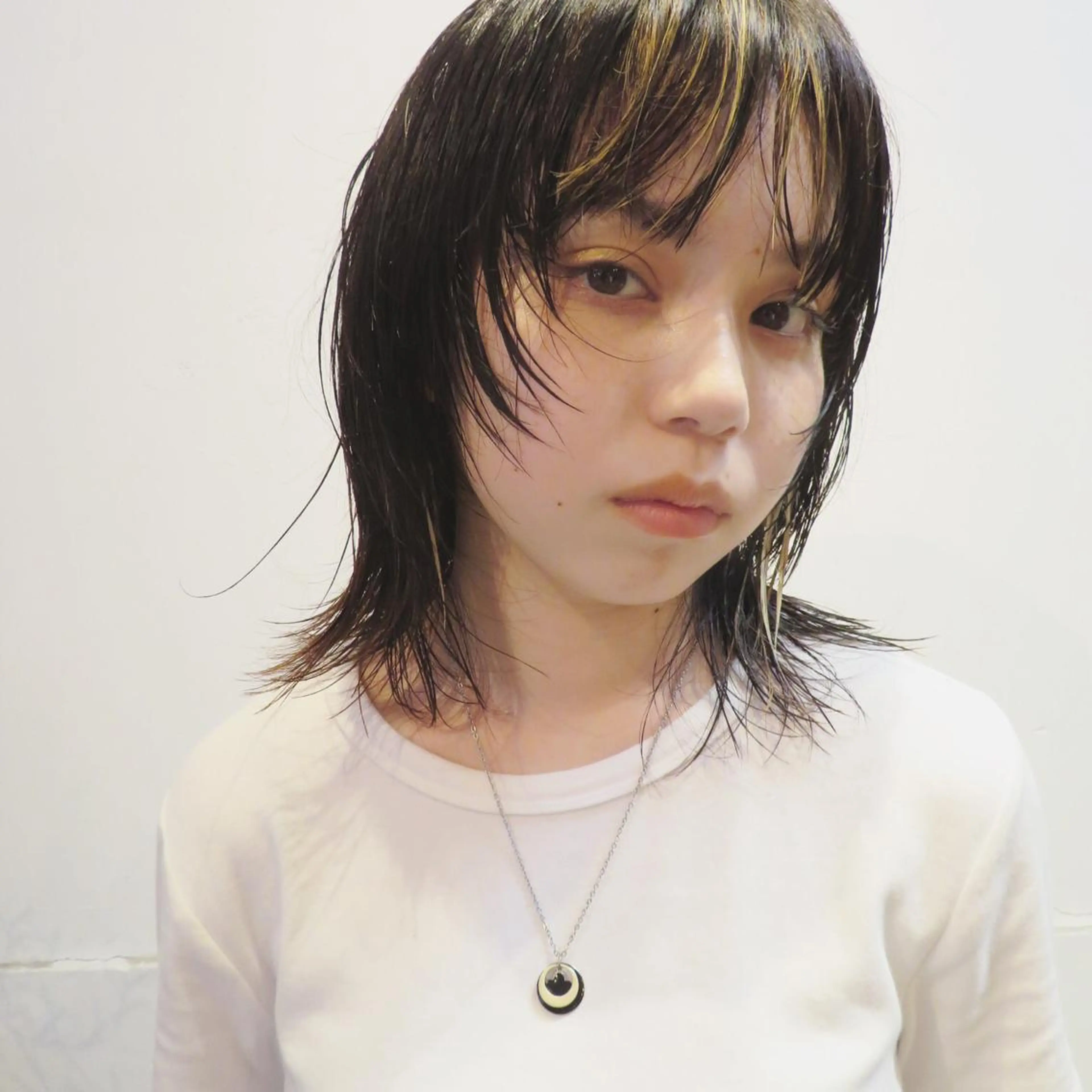 ミディアム カラー ヘアアレンジ ハイライトカラー ハイライト レイヤーカット ヘアカラー ツタ　TUTA 高円寺所属・ｔｏ ｋｉのヘアスタイル