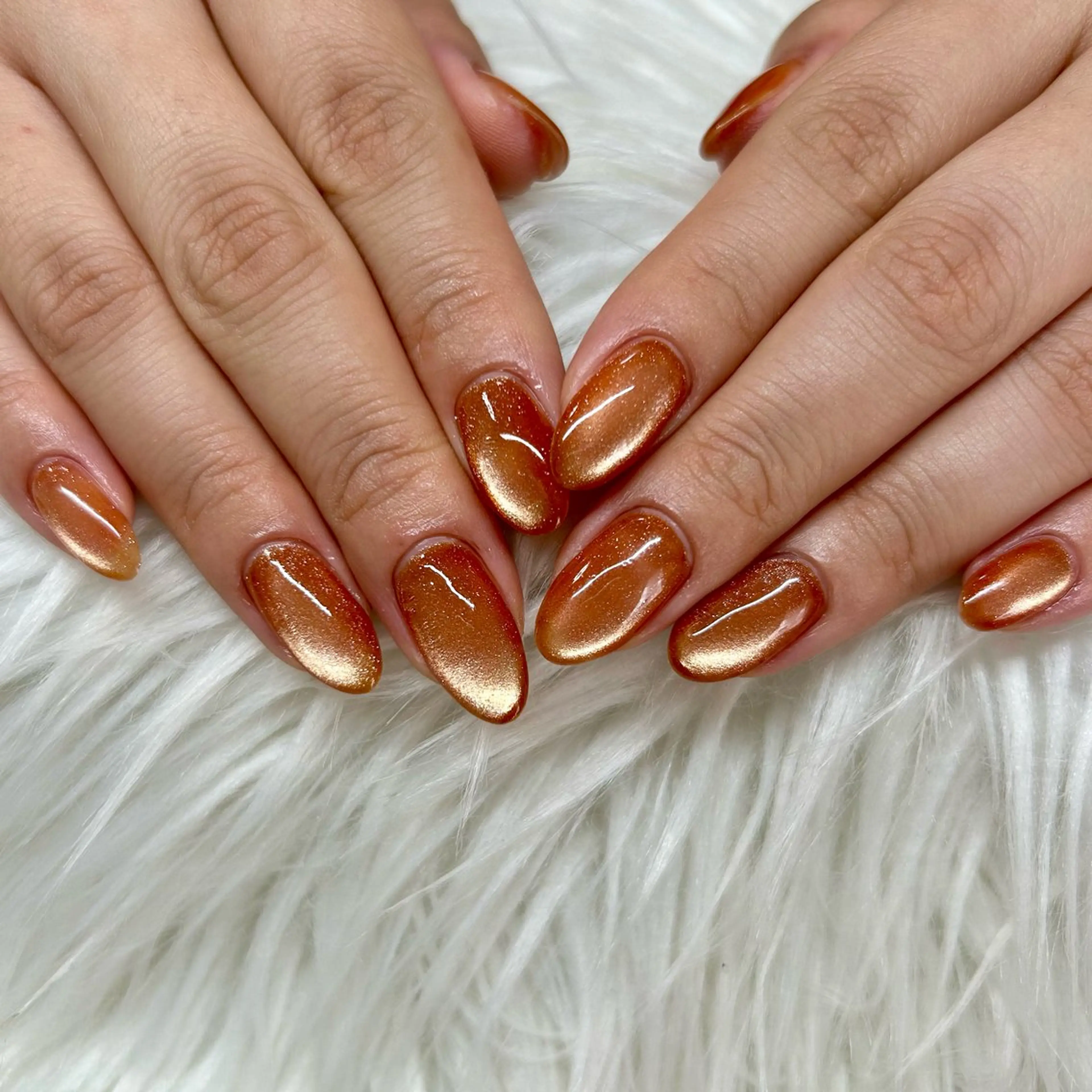 ネイル マグネットネイル オレンジ Irodim所属・MOKA NAKAGAWAのエステ・リラクイメージ