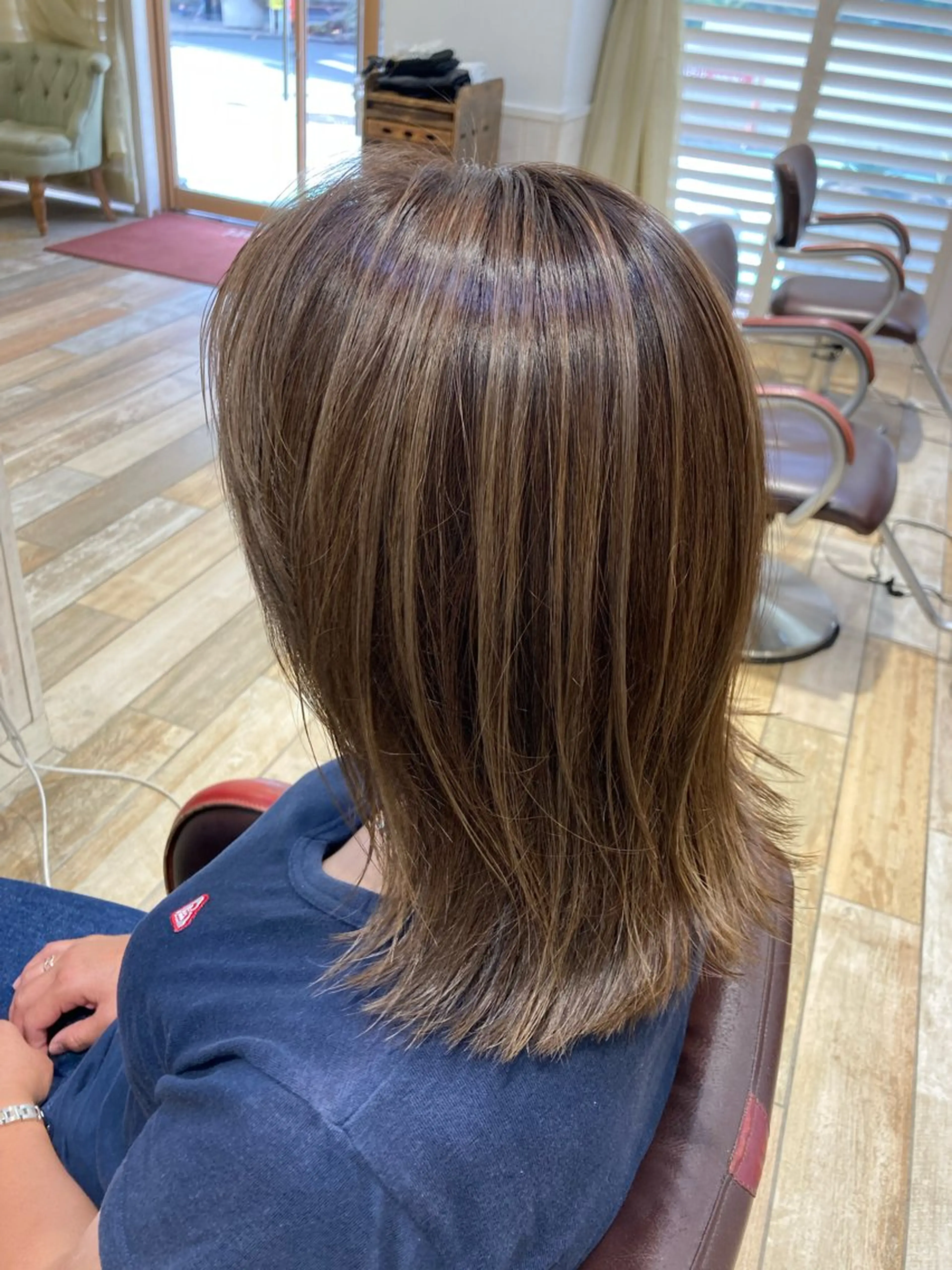 ミディアム カラー ヘアカラー 🫧ゆうき🪽 髪質改善/ハイライトのヘアスタイル