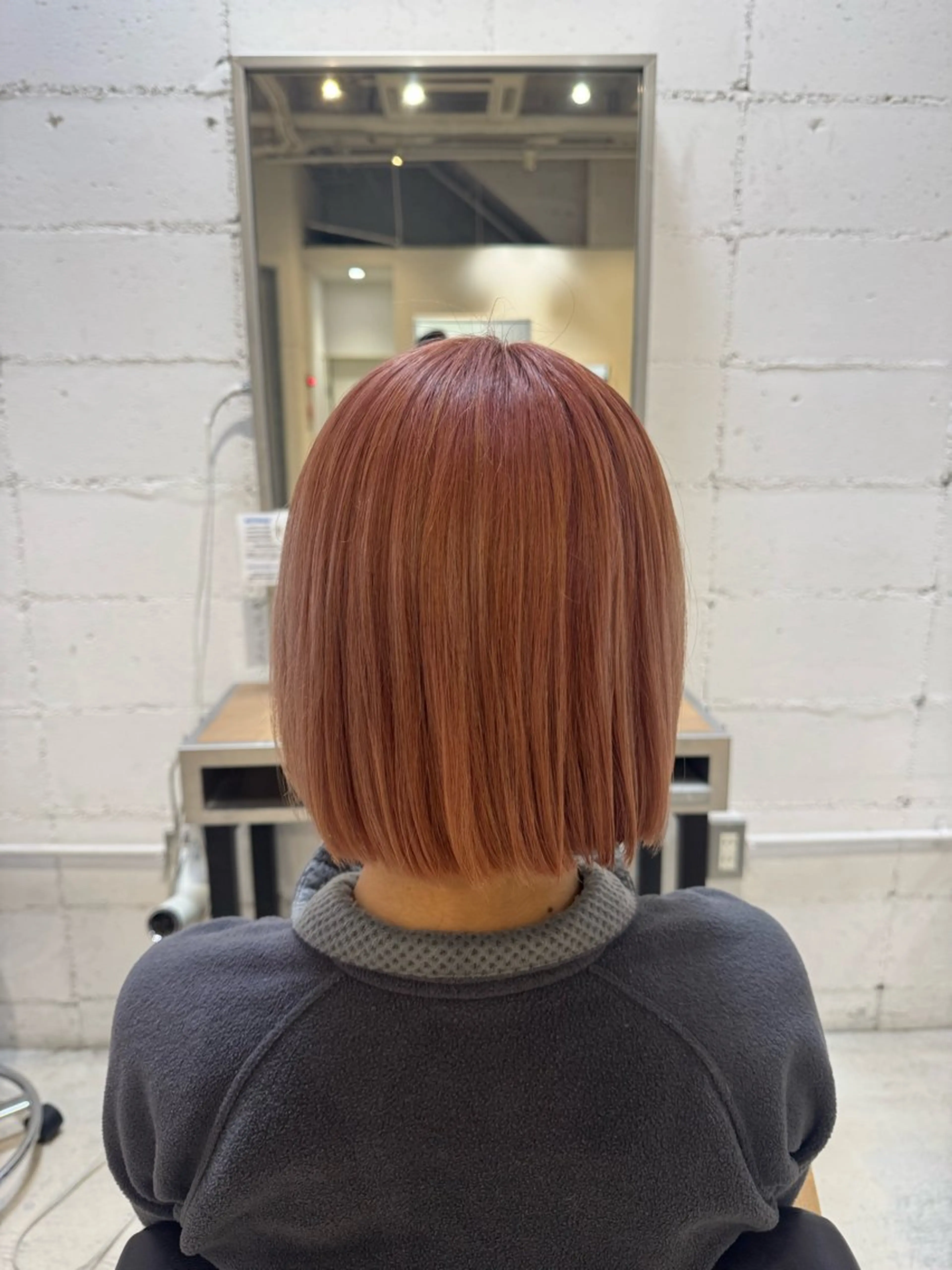 ミディアム カラー Battery 塚本所属・レイナ/ Battery 塚本のヘアスタイル