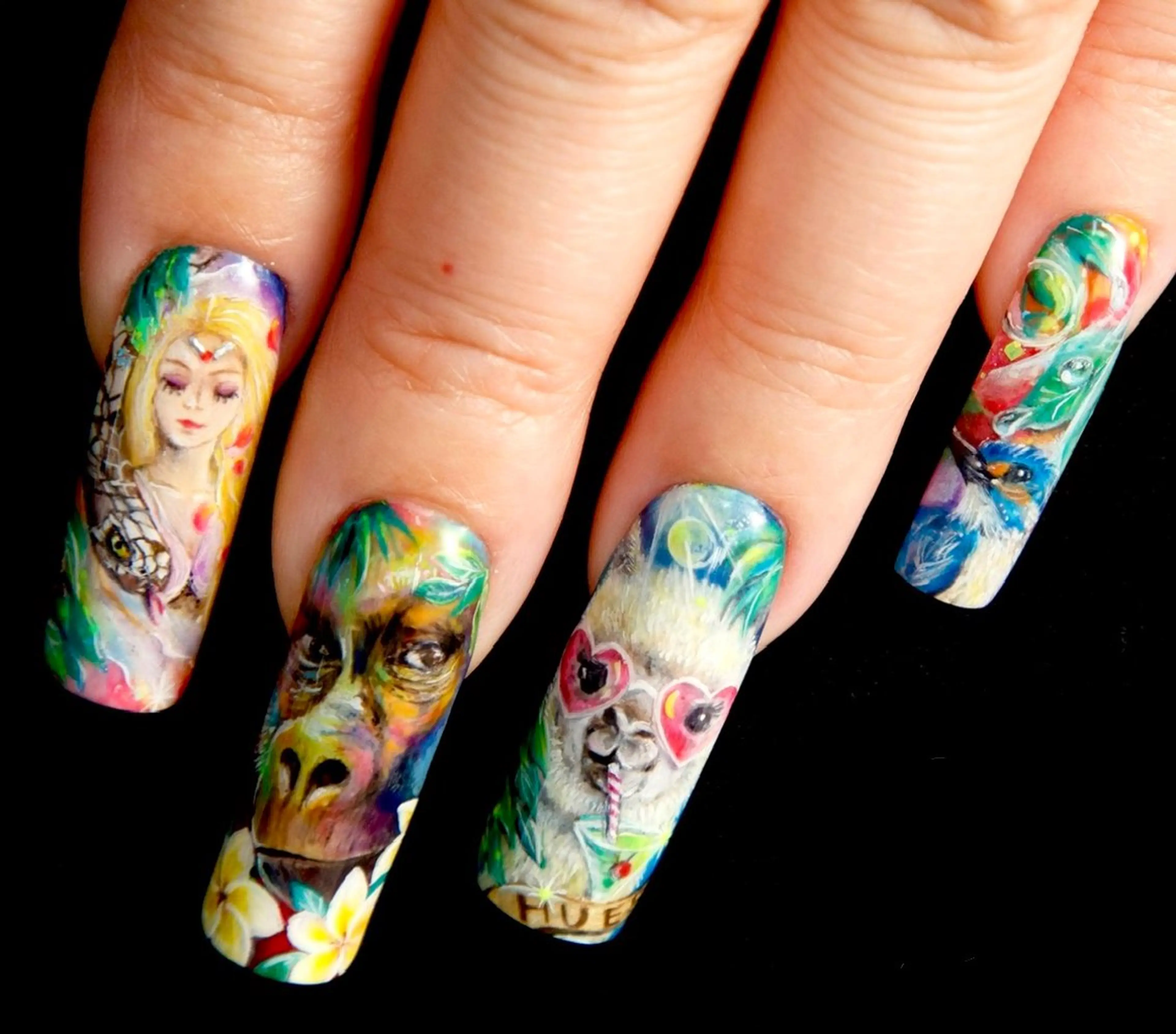 ネイル ネイルサロン& スクールGONAのネイルデザイン