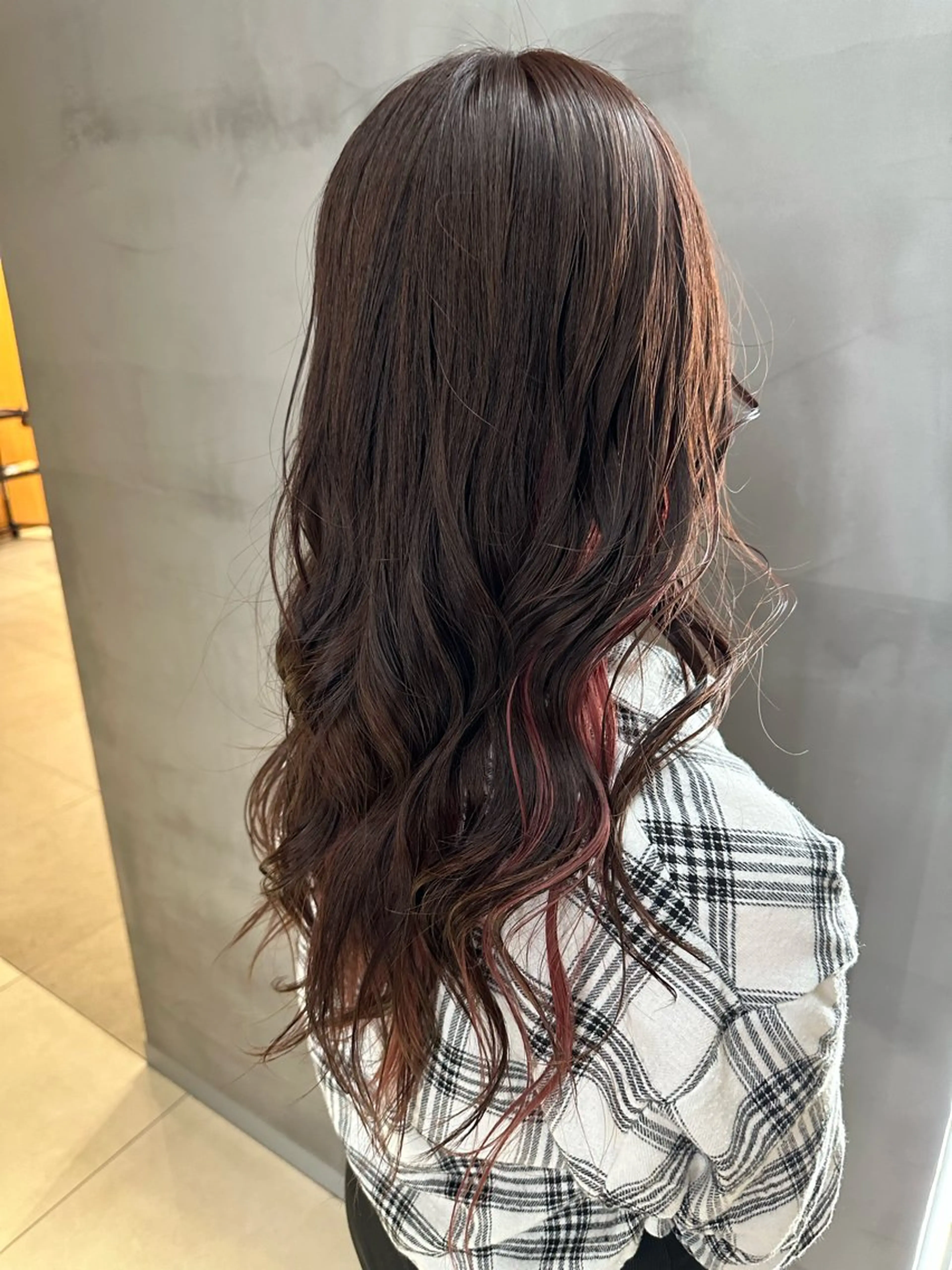 ロング カラー ブリーチ インナーカラー LICO HAIR＆RELAXATION 名駅店所属・メンズ特化美容師/ パーマ/波巻き/陸翔のヘアスタイル