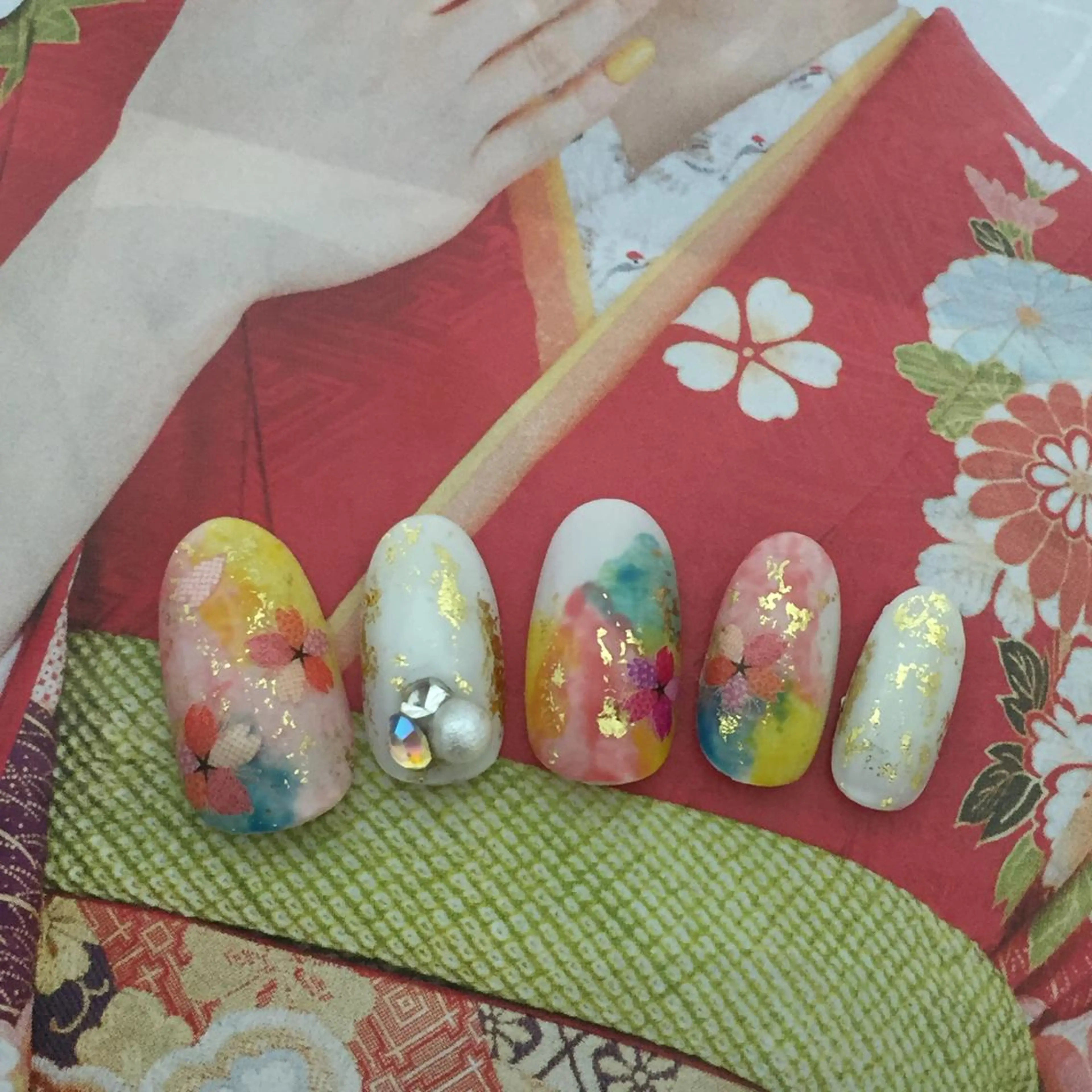 ネイル ネイルチップ Sympa 𝓜iwako🐰ᩚのネイルデザイン