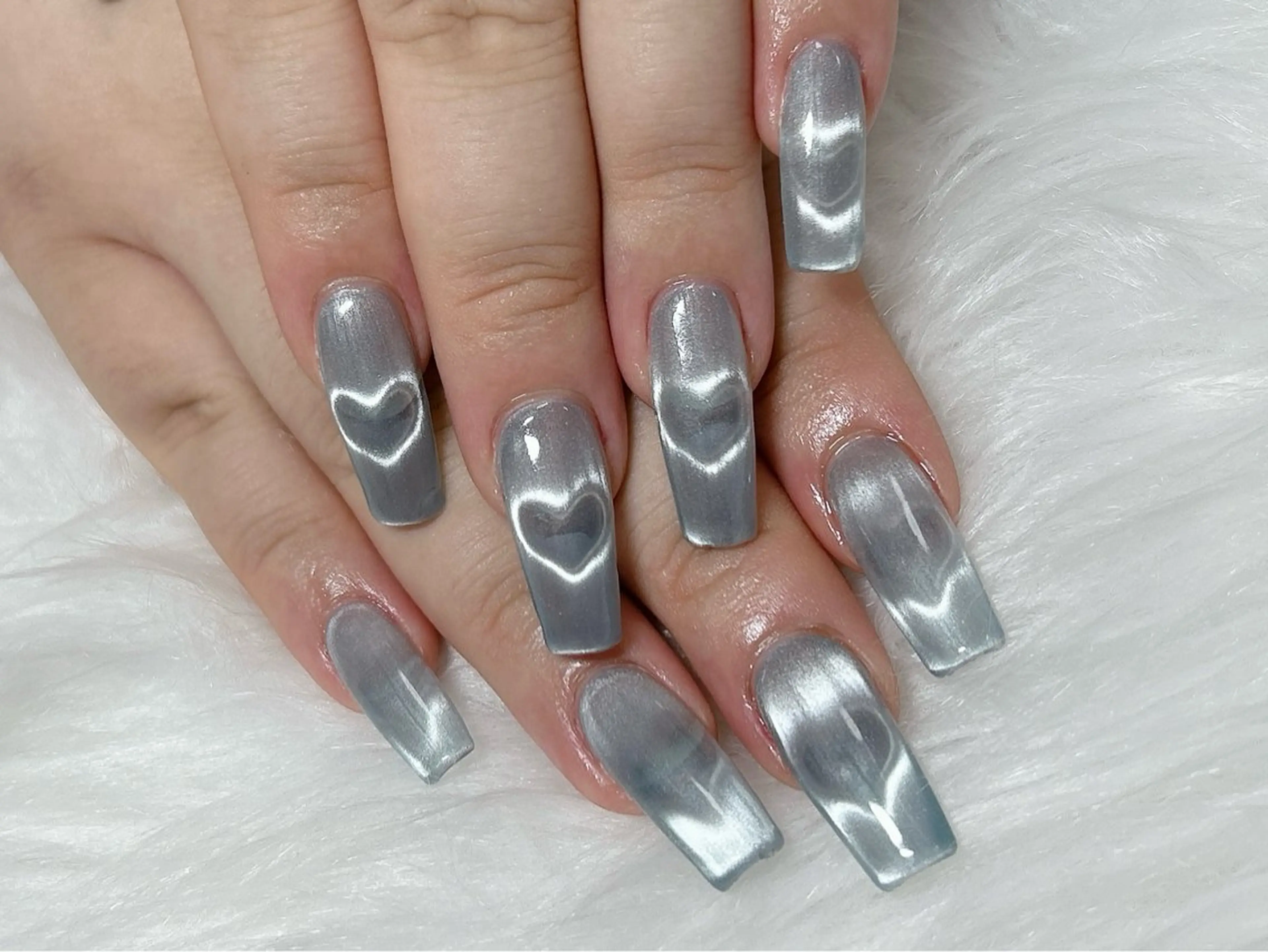 ネイル ハート マグネットネイル ハンドネイル Moon's🌙💅 Shioriのネイルデザイン