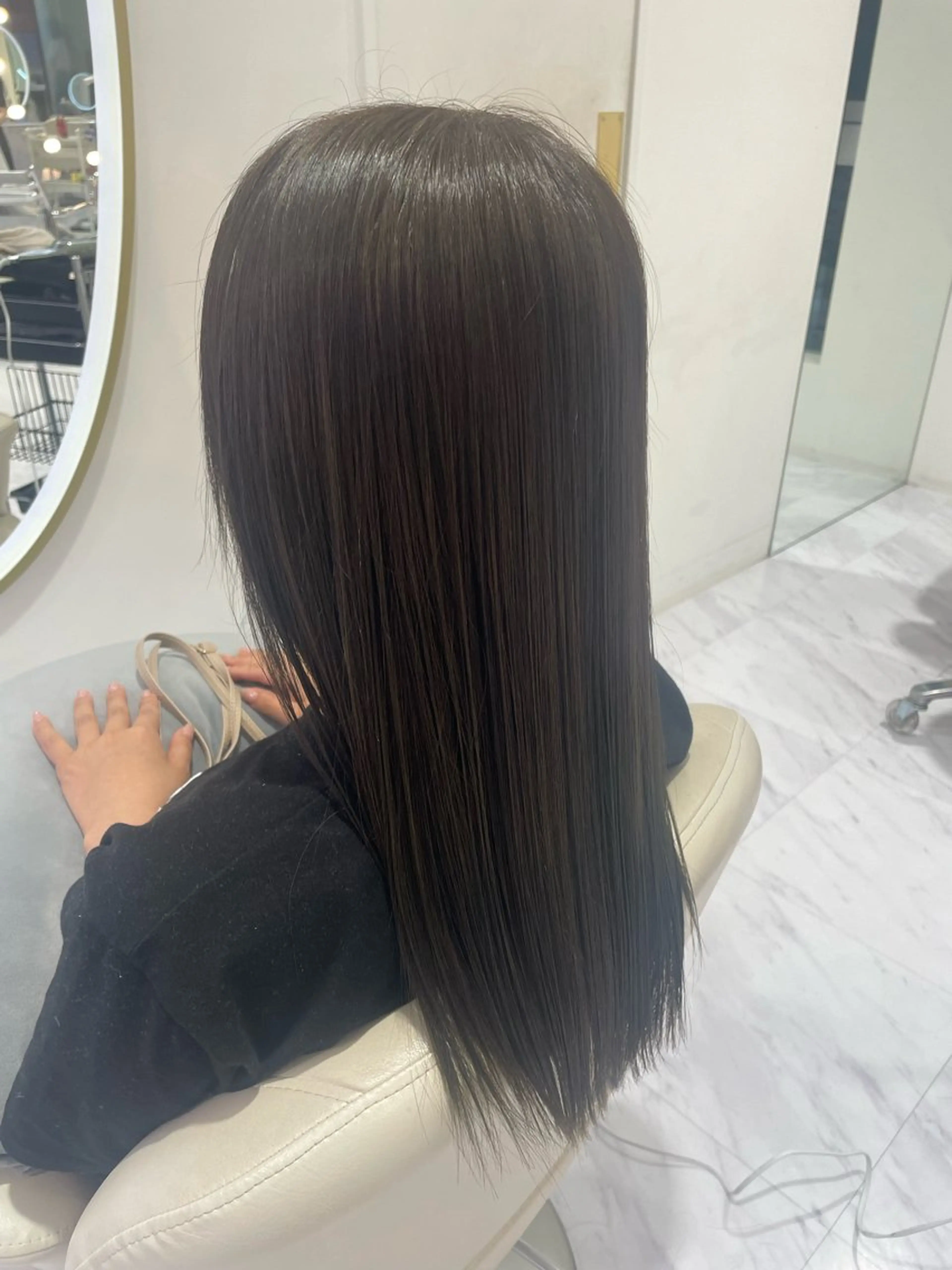 セミロング カラー ベージュカラー 透明感カラー オリーブベージュ 🎀MONA あまね🎀のヘアスタイル