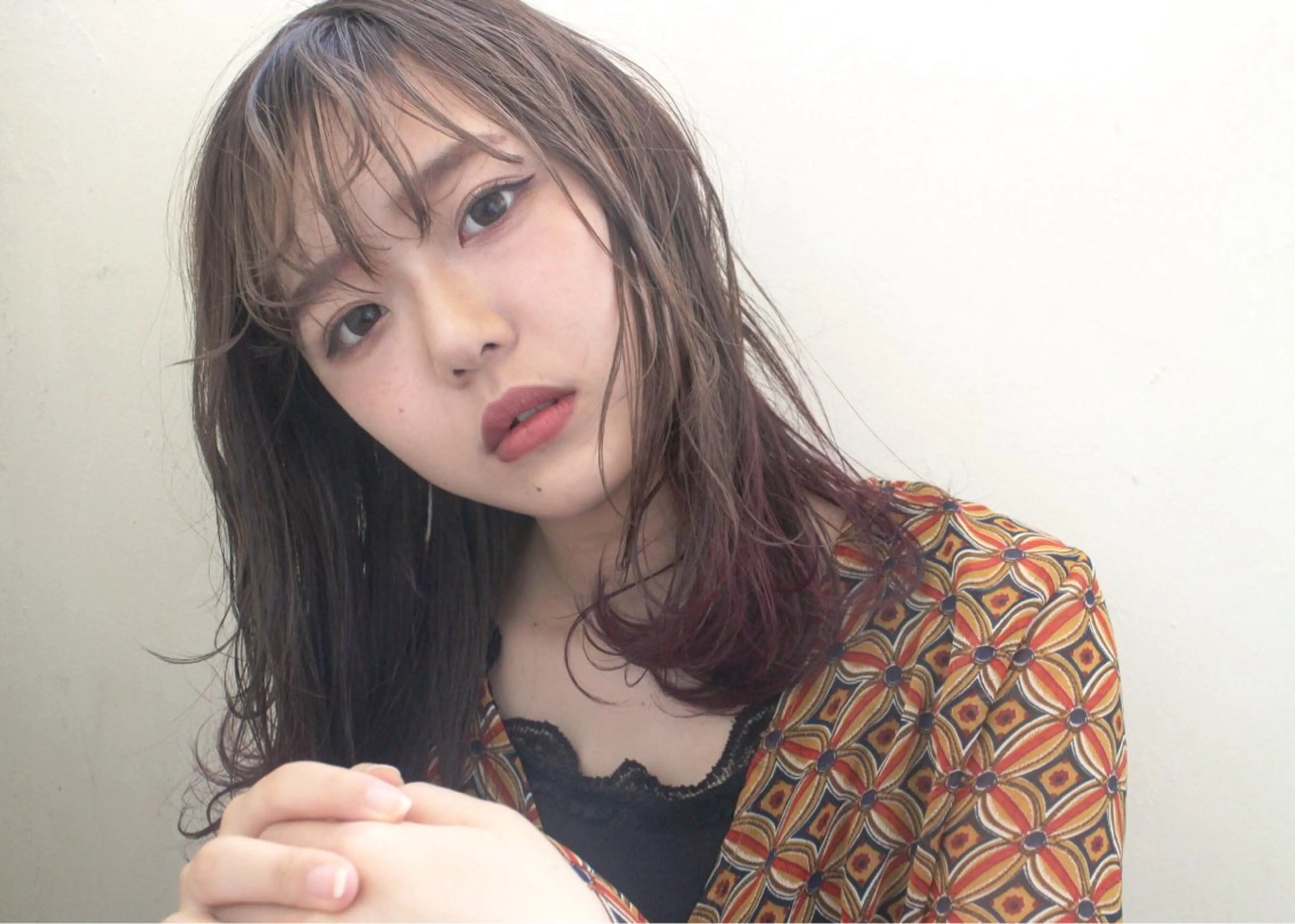 セミロング カラー ルプラボウ 尾関　唯那のヘアスタイル