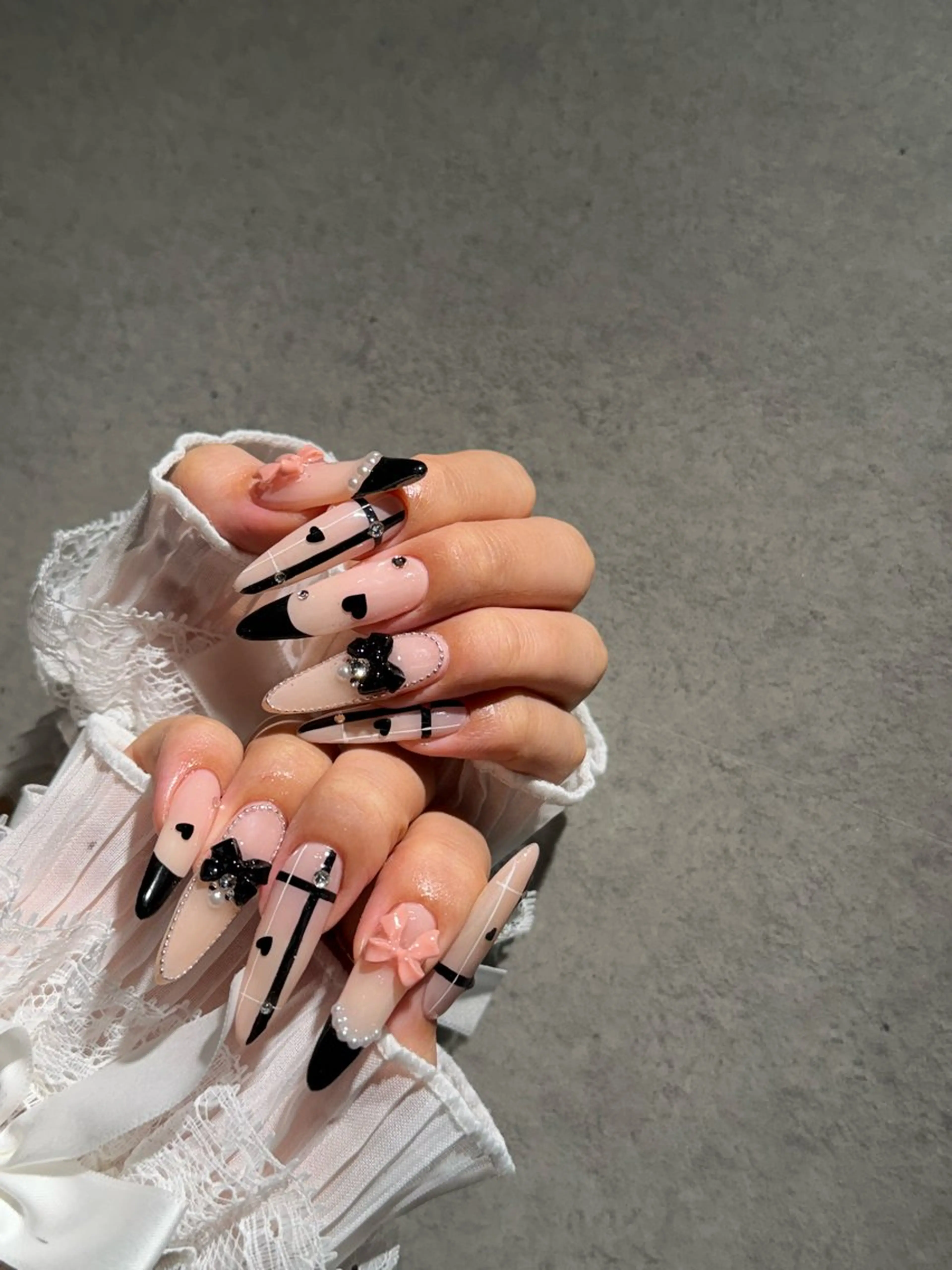 ネイル I-nailロング /ワンホン/キラキラのネイルデザイン