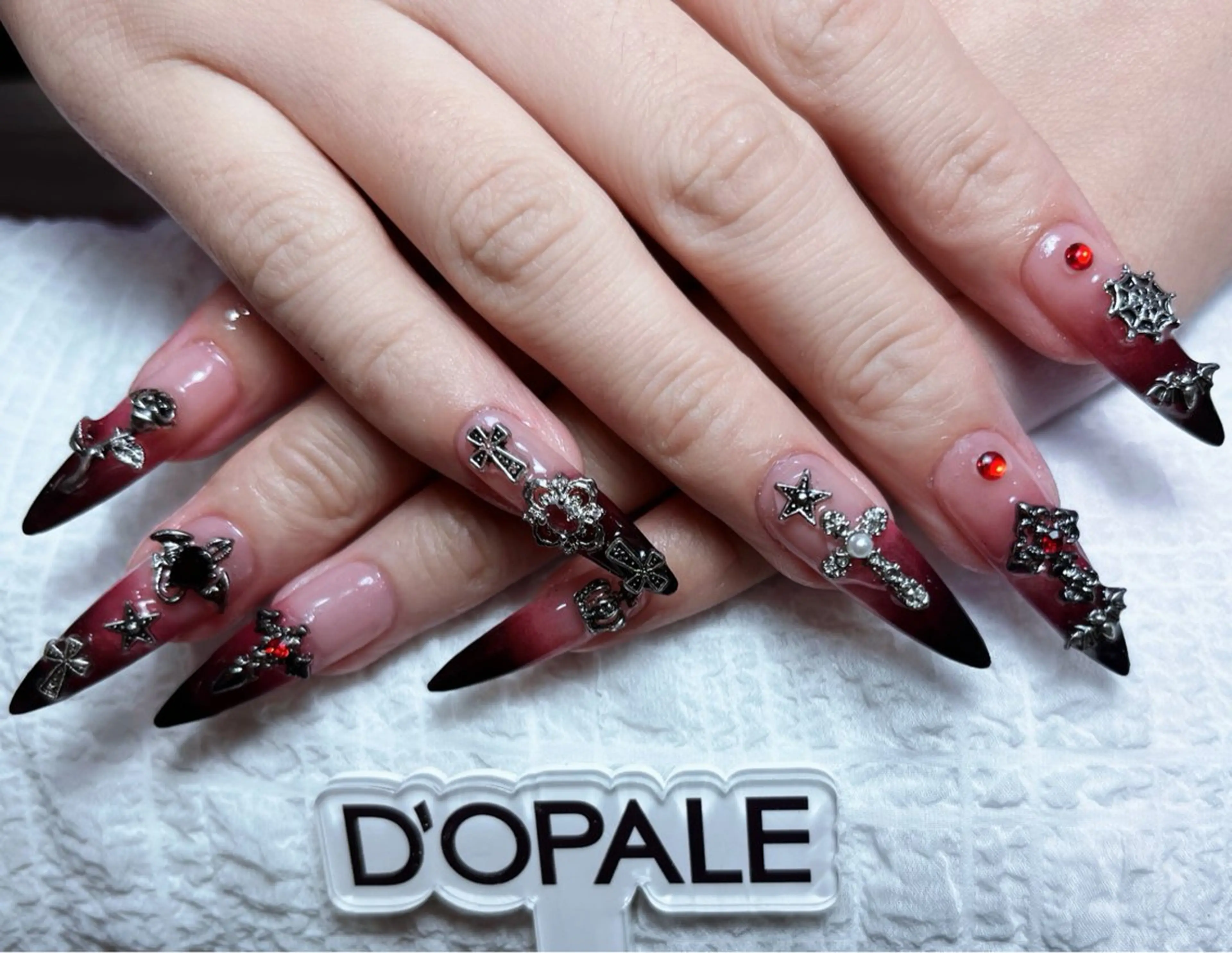 ネイル ハンドネイル 長さ出し専門店 上野店サロンのネイルデザイン