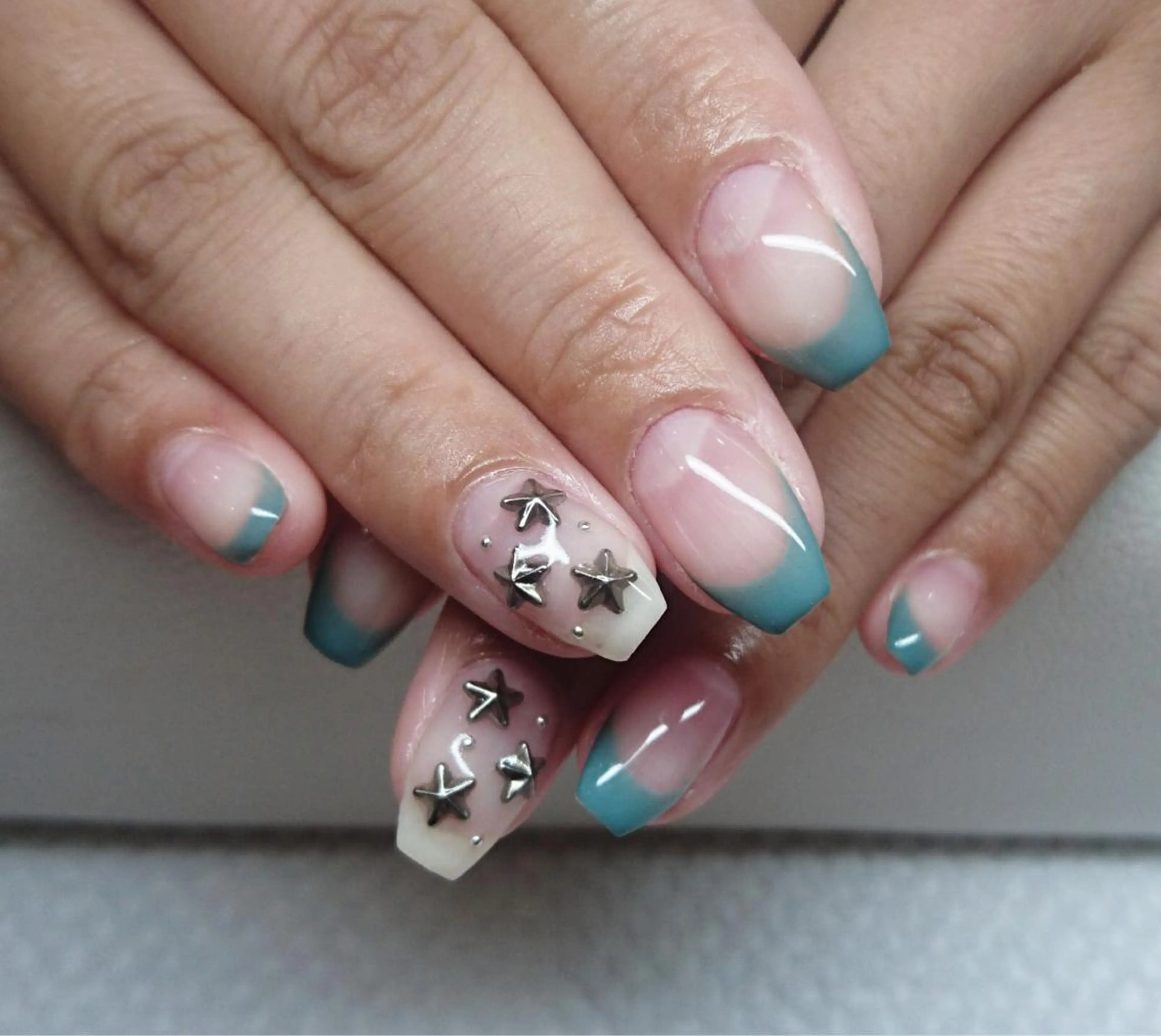 ネイル フレンチネイル nail room  cuore所属・松尾 典子のネイルデザイン