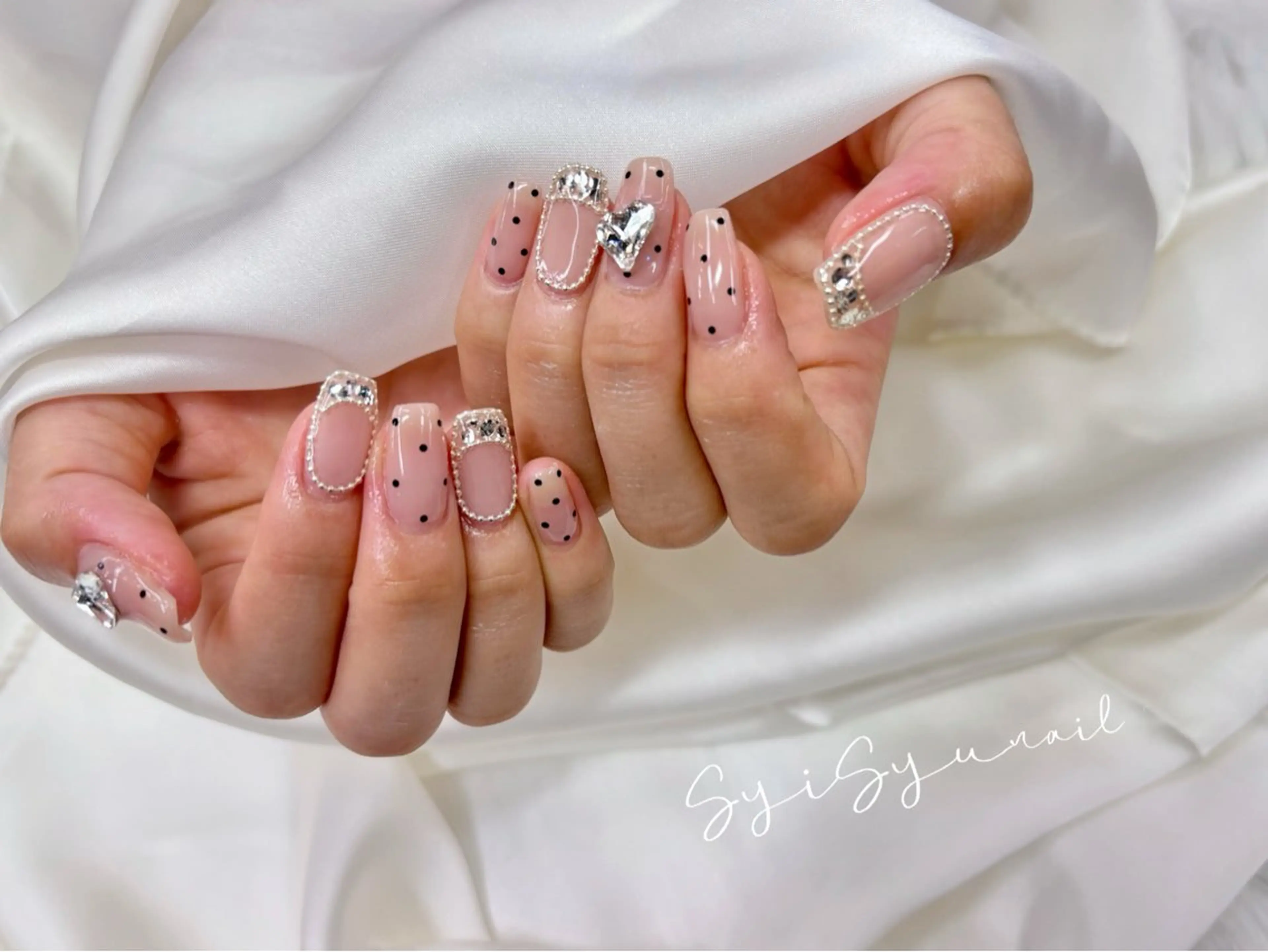 ネイル ワンホンネイル SyiSyu なんば本店のネイルデザイン