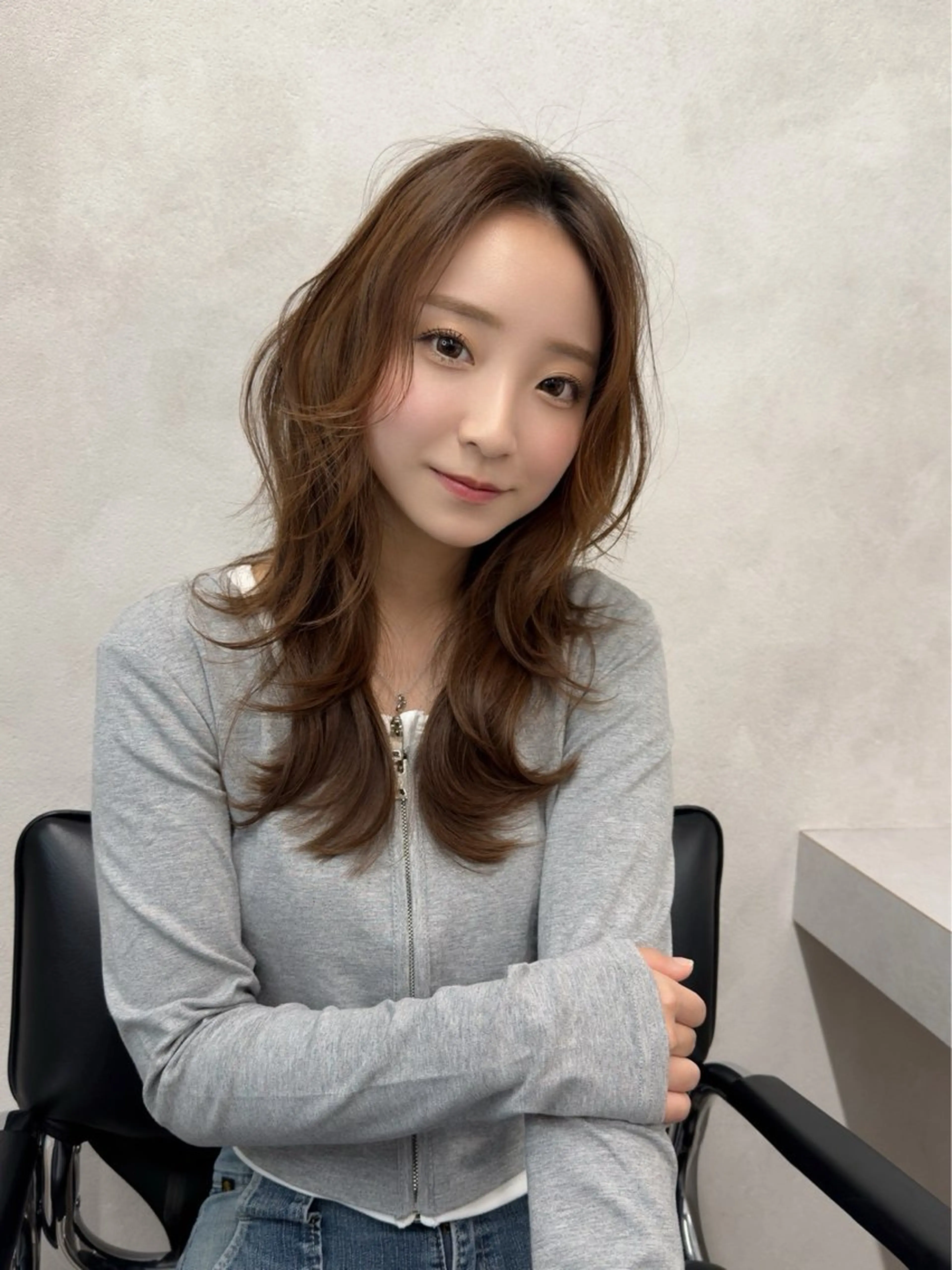 セミロング カラー ブリーチ 透明感カラー ハイトーンカラー 韓国風ヘア レイヤーカット 森貝 洋亮のヘアスタイル