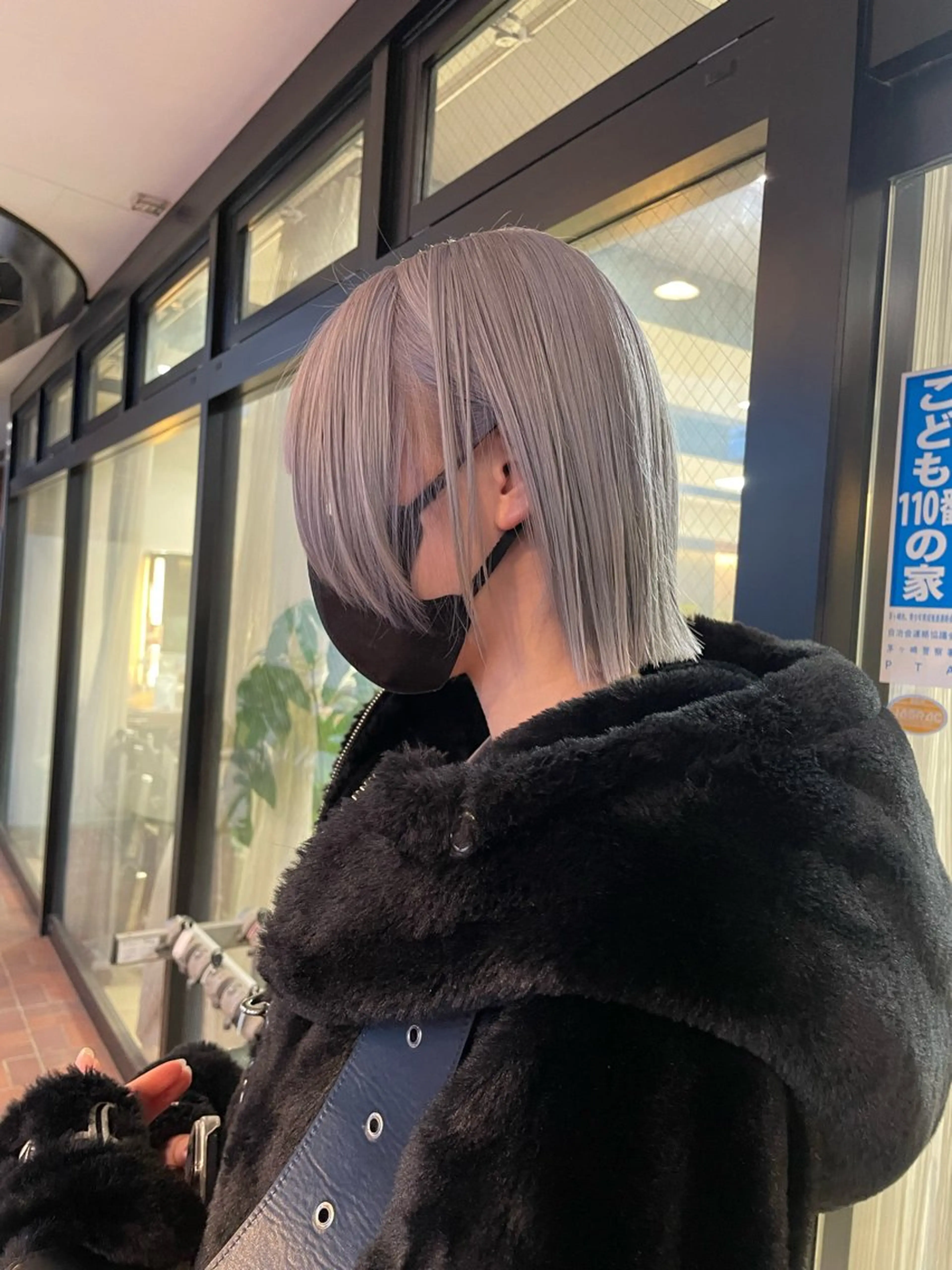 ミディアム カラー ブリーチ ヘアカラー トリートメント ハイトーン/パーソナ ルカラー診断・ユキノのヘアスタイル