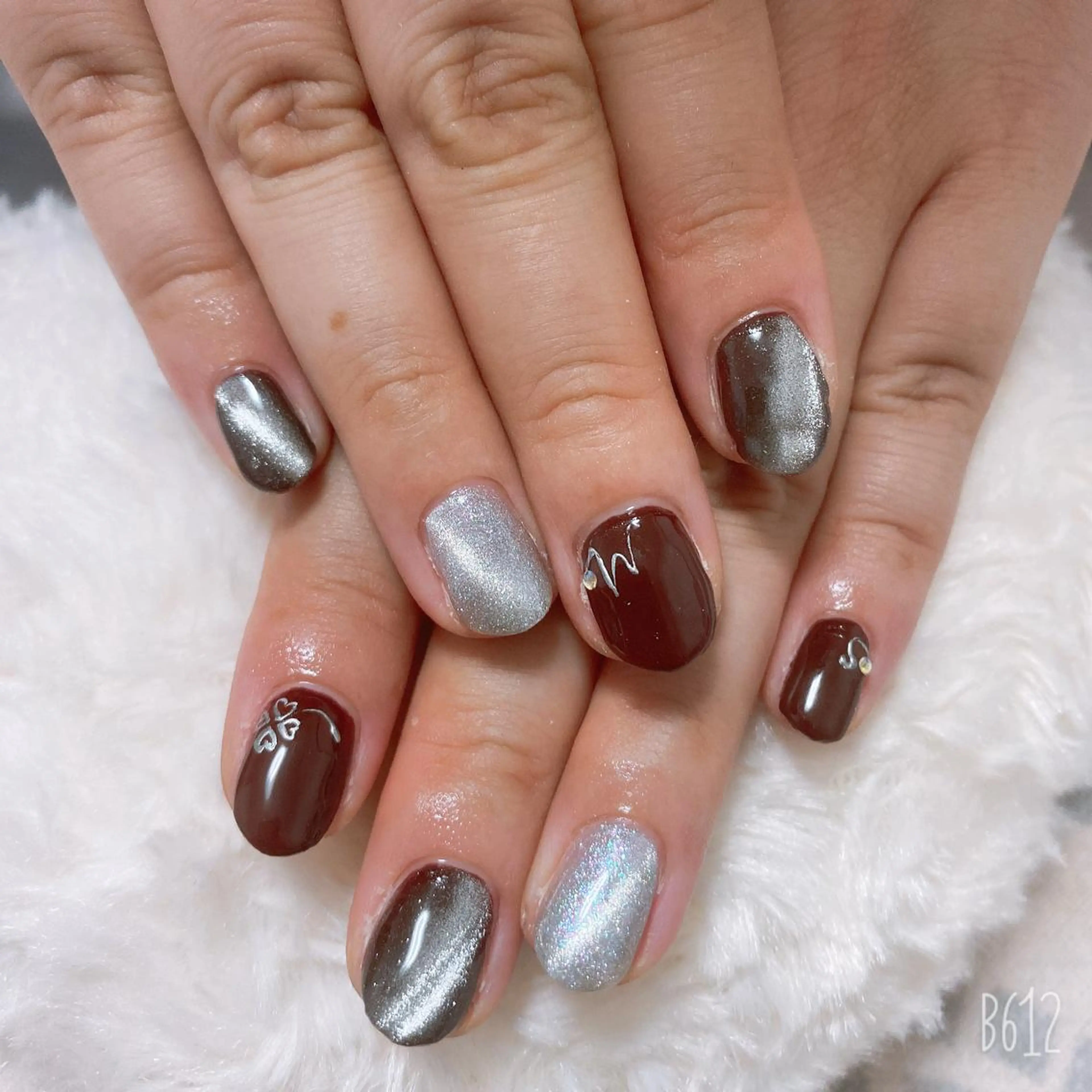 ネイル The Best Beauty受付担当のヘアスタイル