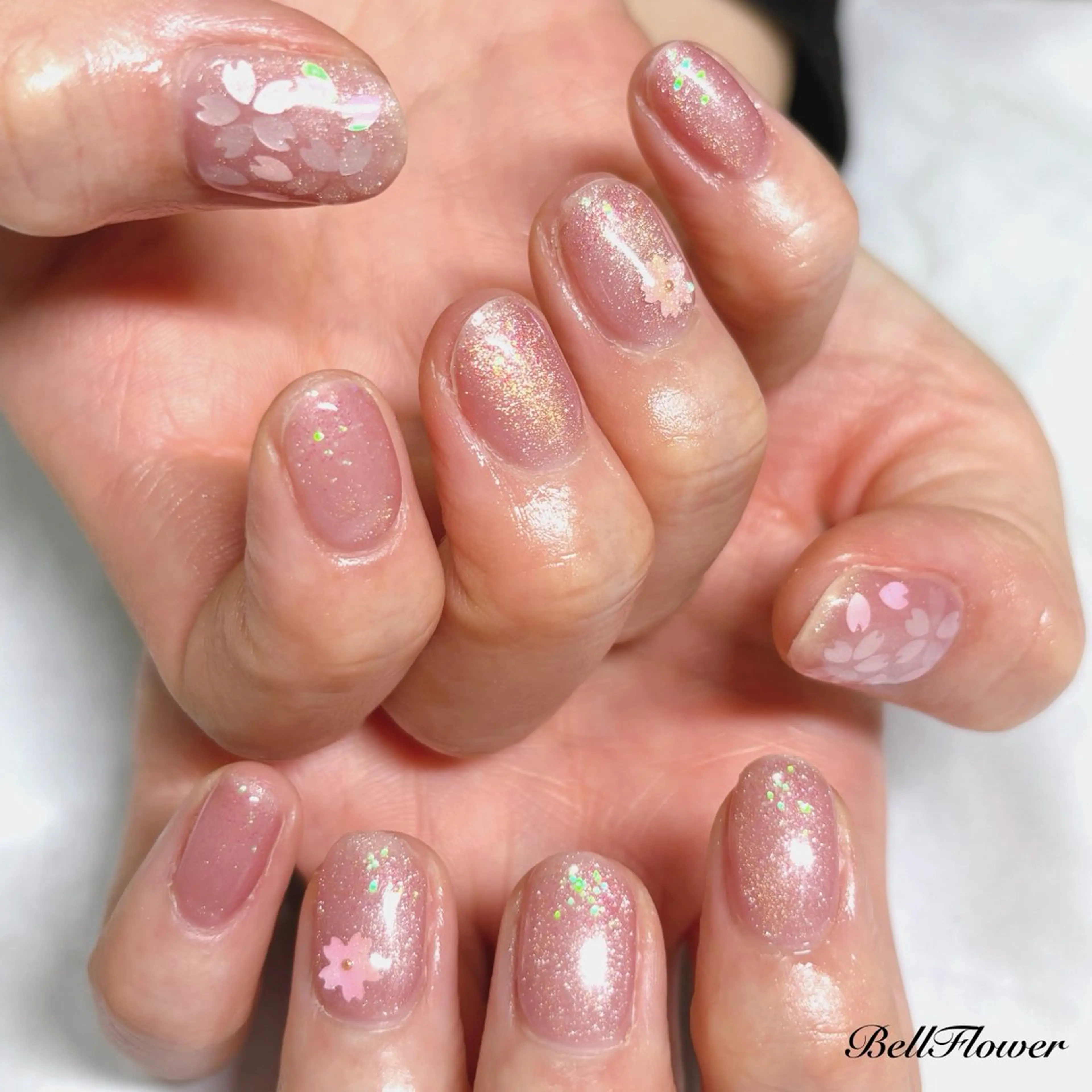ネイル ハンドネイル Bell Flowerのネイルデザイン