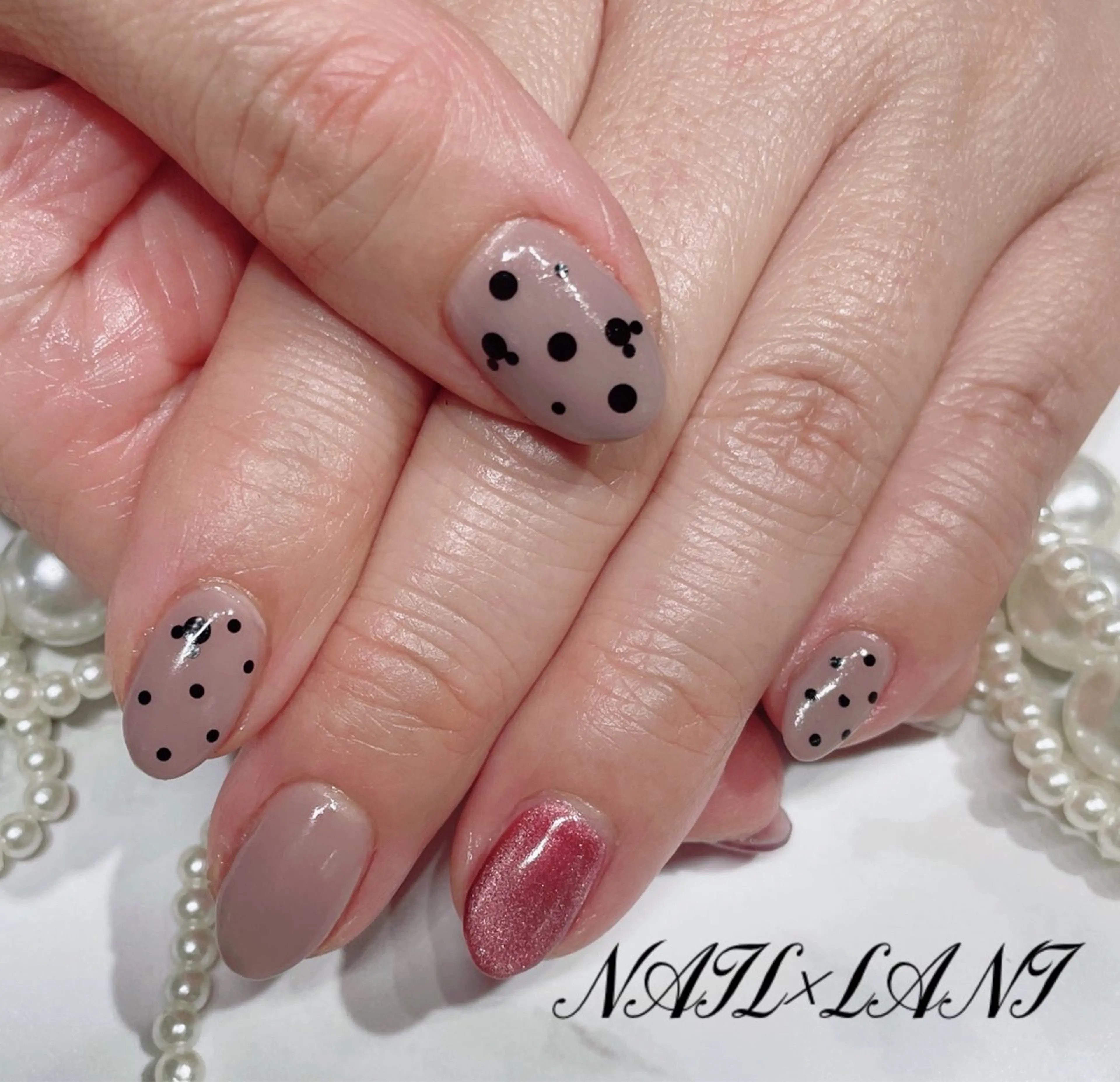 ネイル フットネイル ジェルネイル マグネットネイル パラジェル 一之瀬 柚季のネイルデザイン