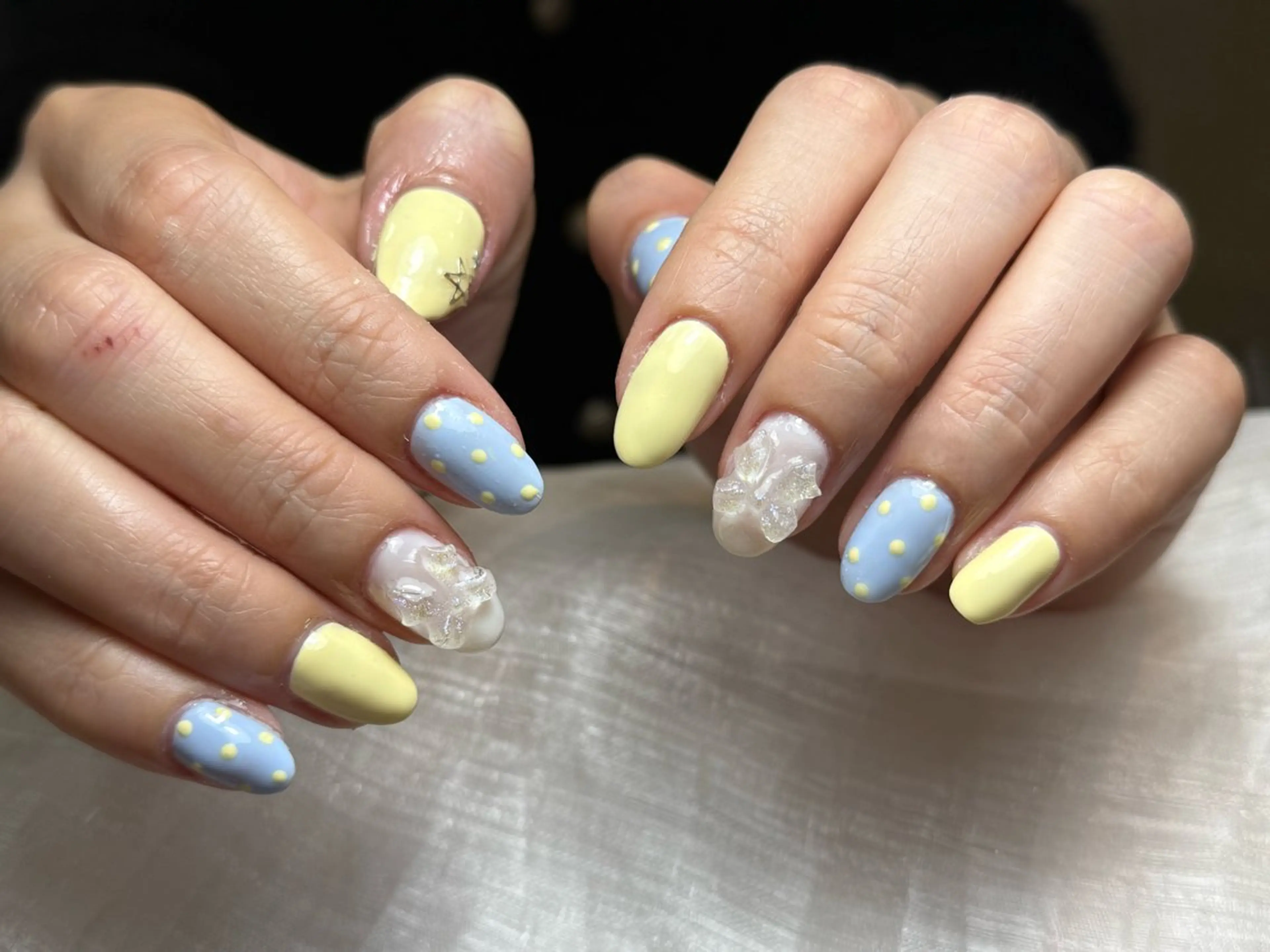 ネイル フレンチネイル ガラスフレンチ 氷ネイル・うるうるネイル 韓国ネイル シンプルネイル ハンドネイル タン ミーのネイルデザイン