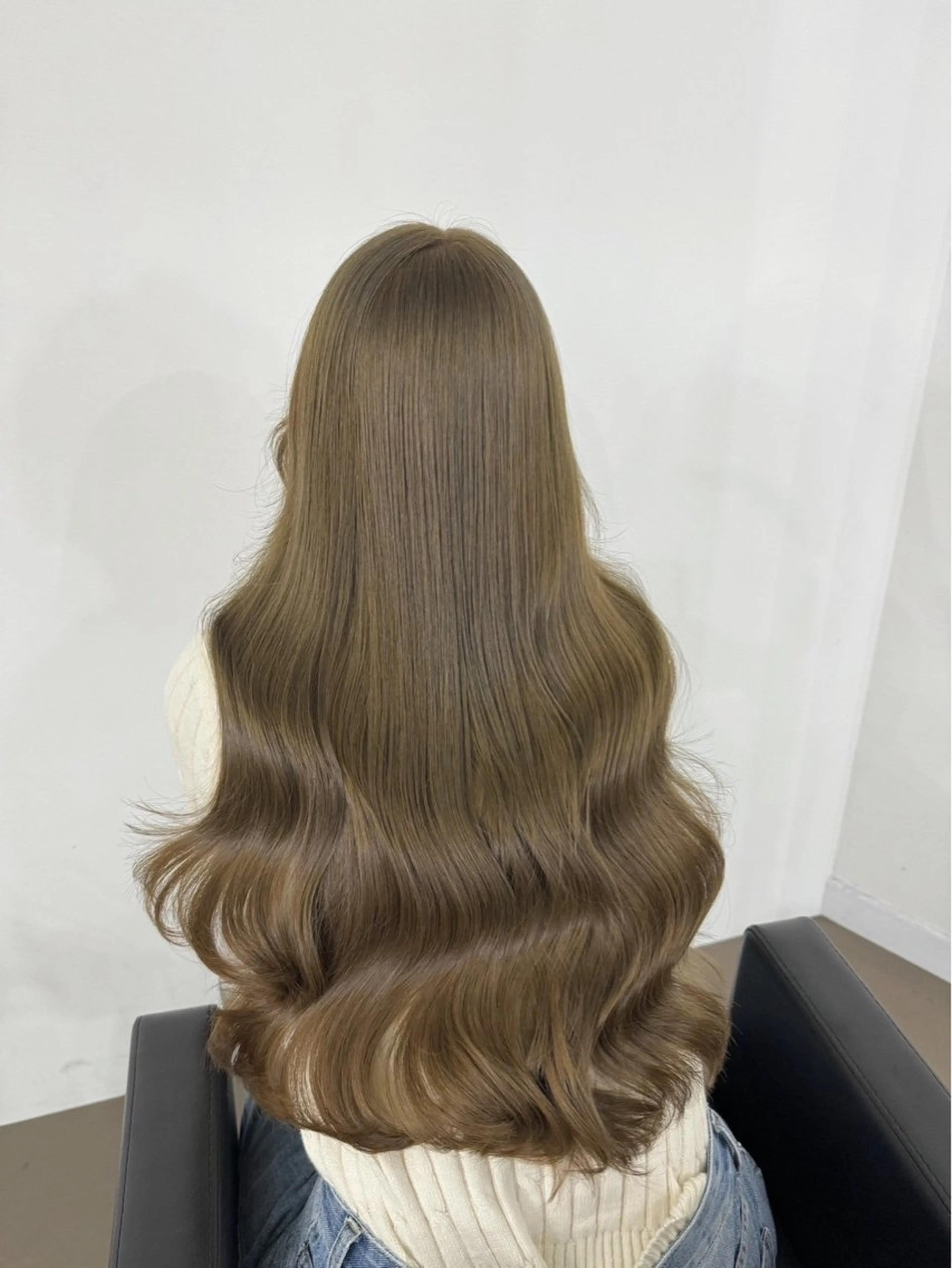 ロング みゆき/透明感カラー /カラー特化のヘアスタイル