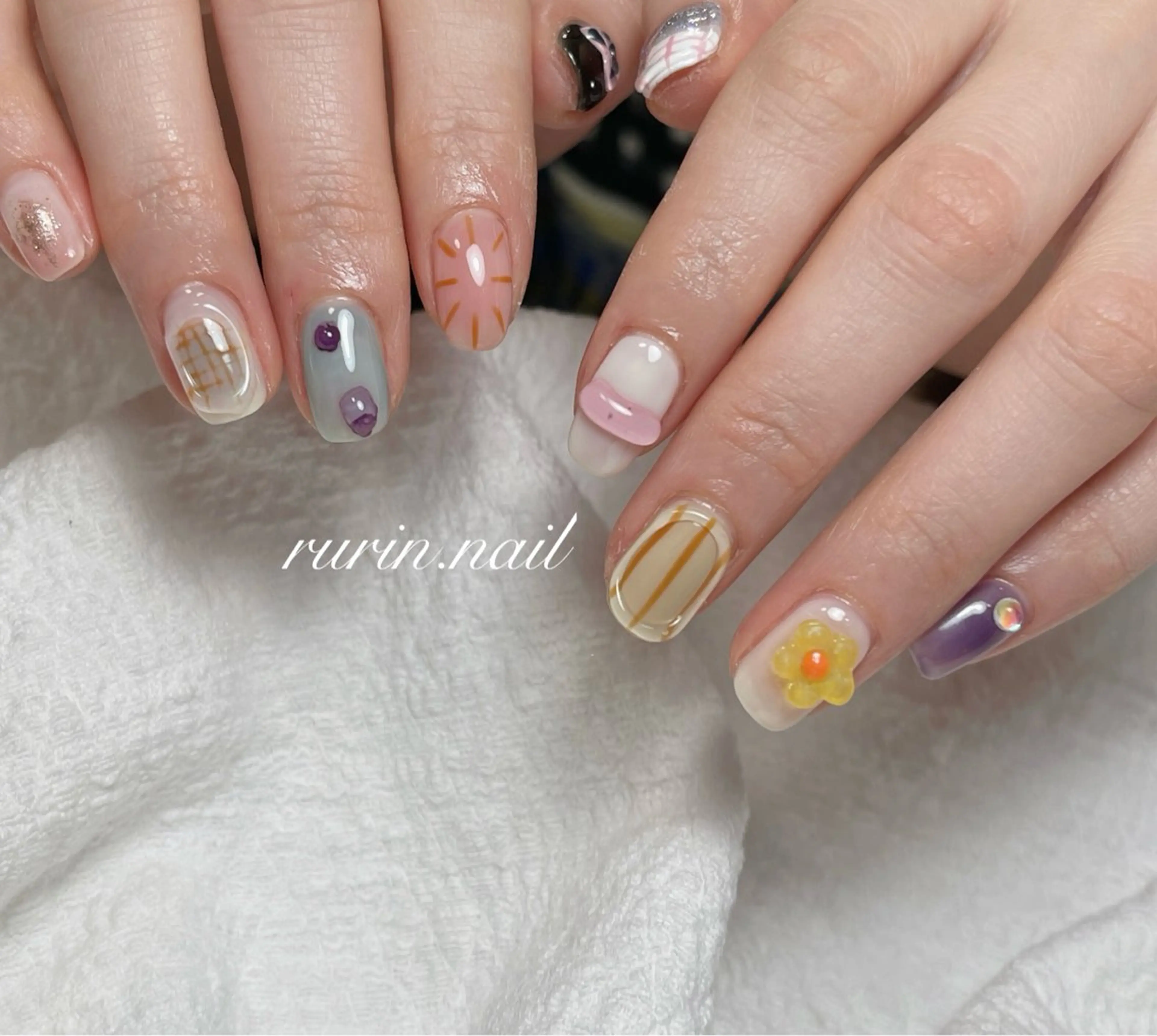 ネイル ハンドネイル ルリン サロン💅のネイルデザイン